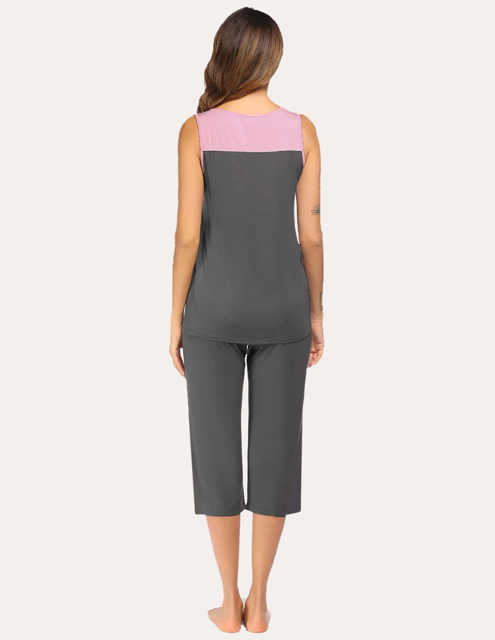 Ekouaer Moisture Wicking Pleated Tank Capri Pajamas Set (US Only)