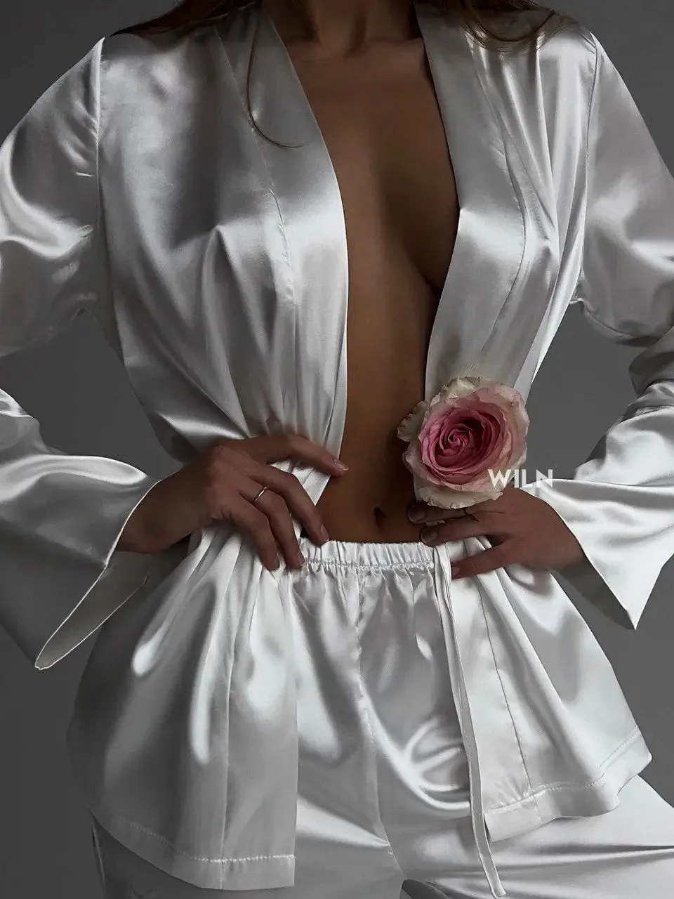 ELEGANCE 2 Piece Luxurious Satin Lounge Set - White