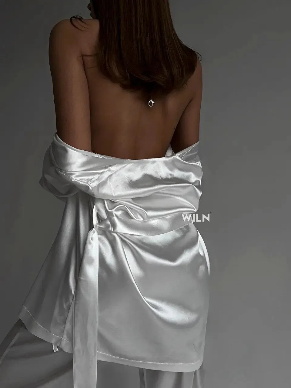 ELEGANCE 2 Piece Luxurious Satin Lounge Set - White