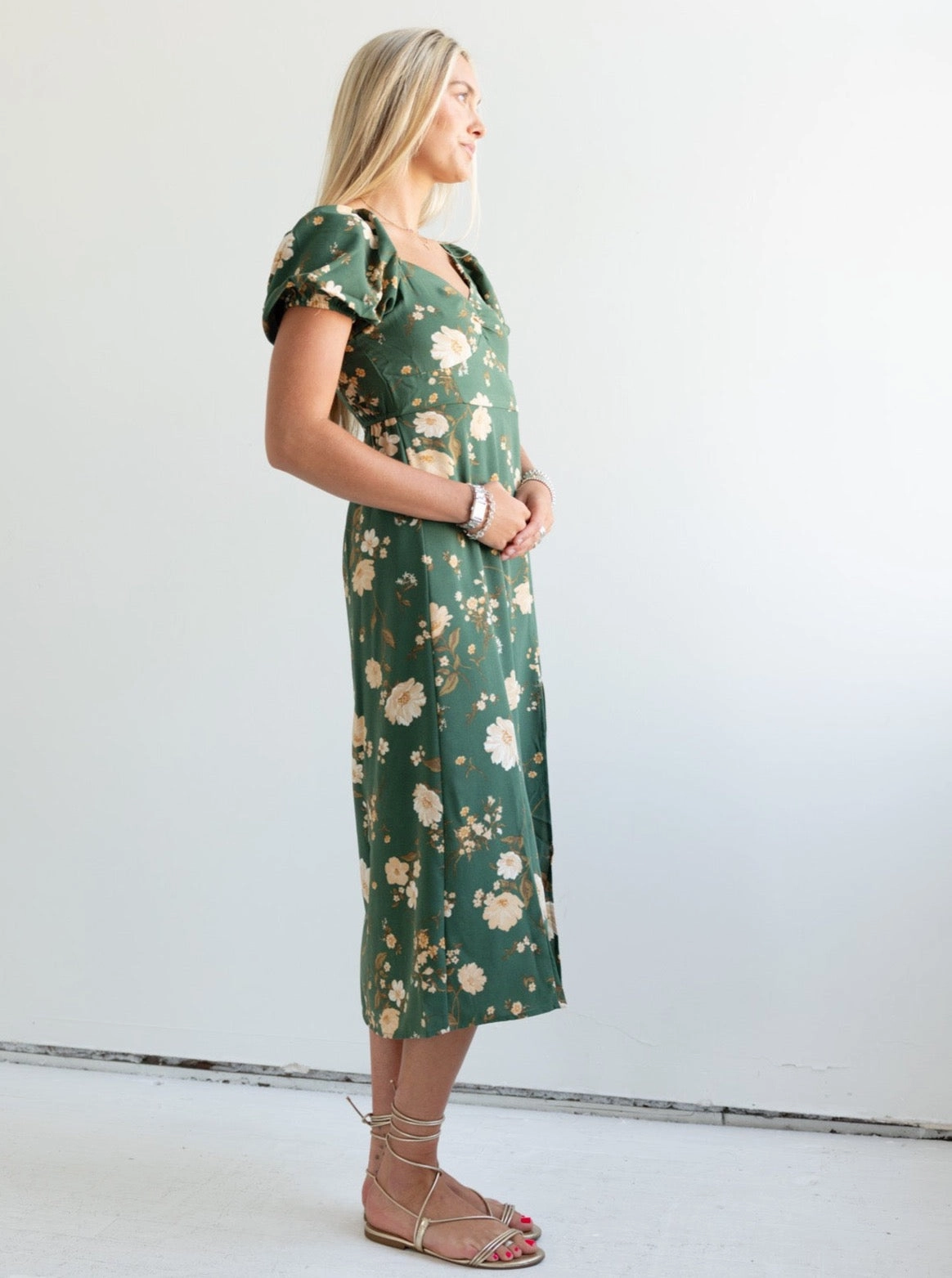 Janie Floral Dress - Green Fresh Appeal Smooth-Finish