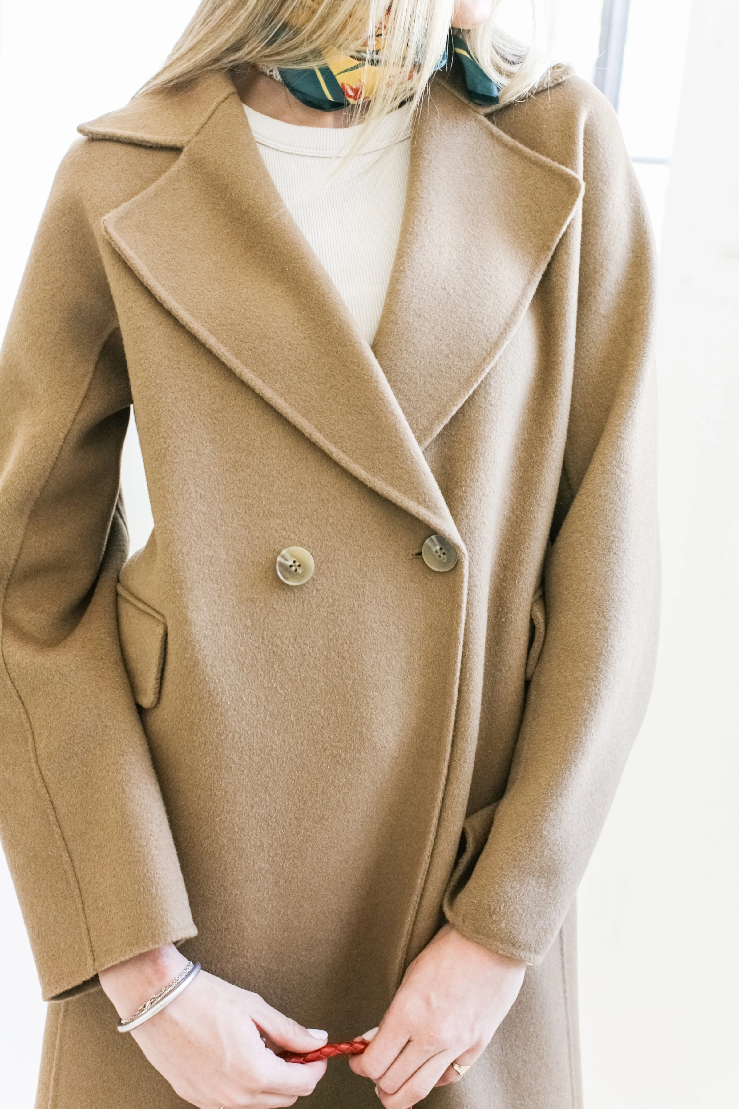 Compact packaging Elena Camel Wool Coat