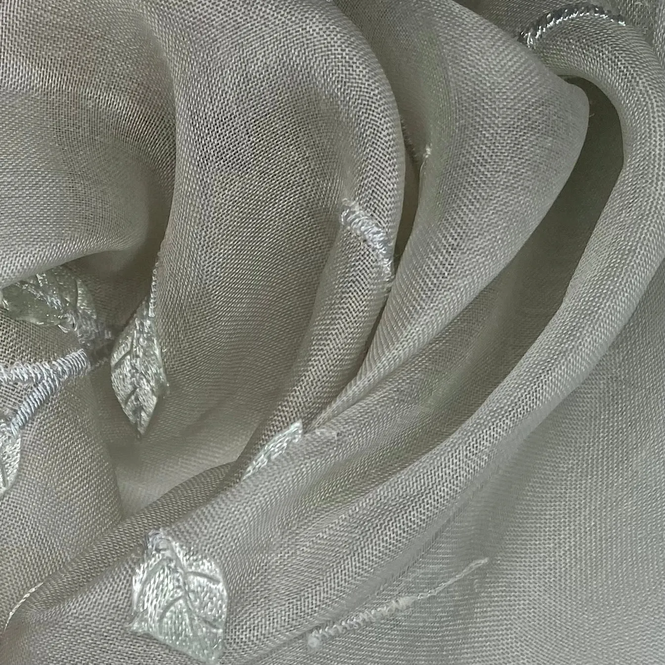 Embroidered Silk Organza - Light Grey/Mint
