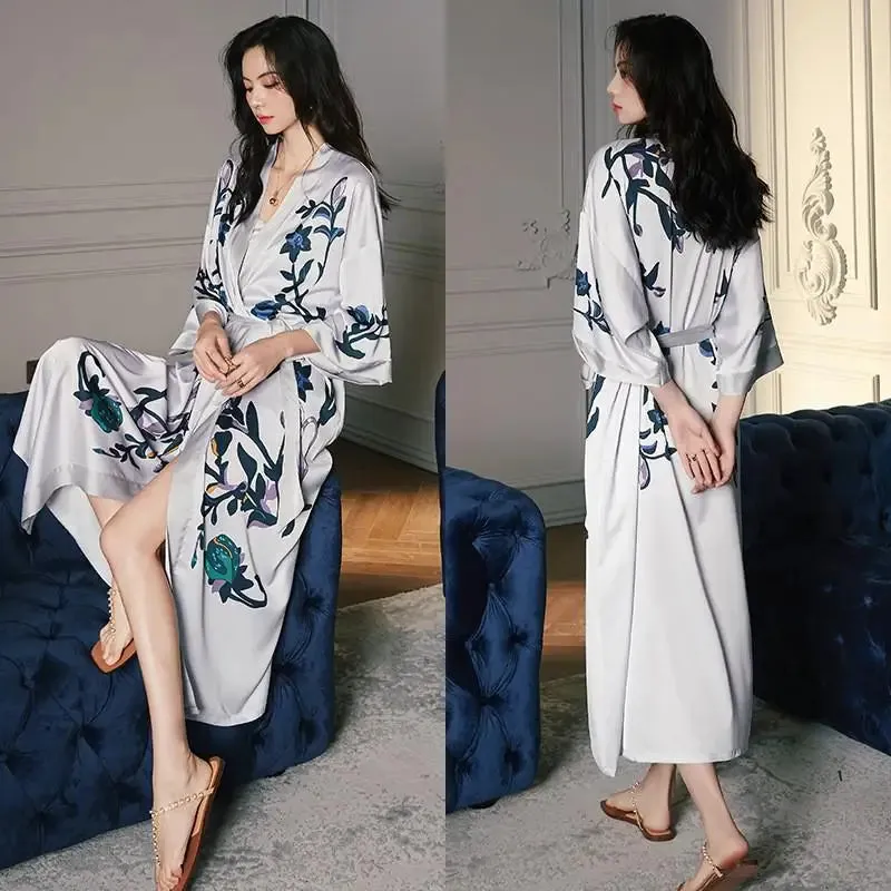 Emersyn Floral Silk Print Kimono Robes