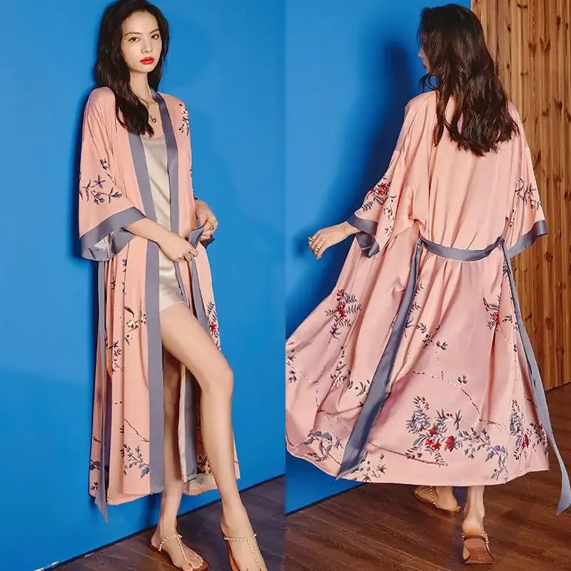 Emersyn Floral Silk Print Kimono Robes