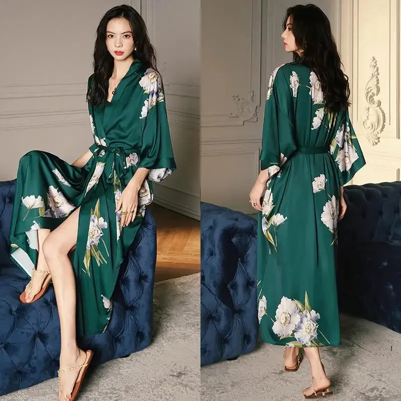 Emersyn Floral Silk Print Kimono Robes