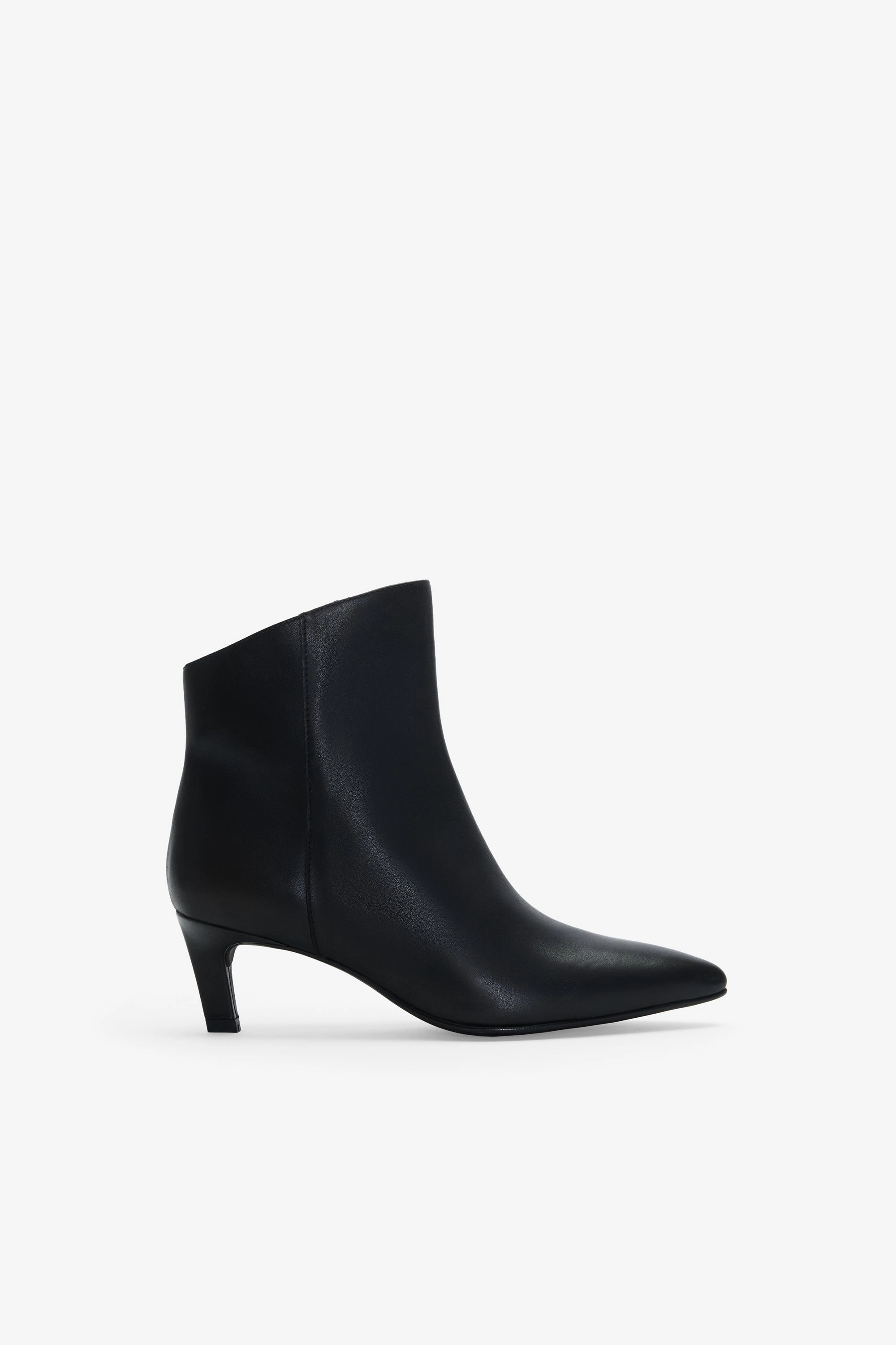 Enid Boots MultiPanelBreathability