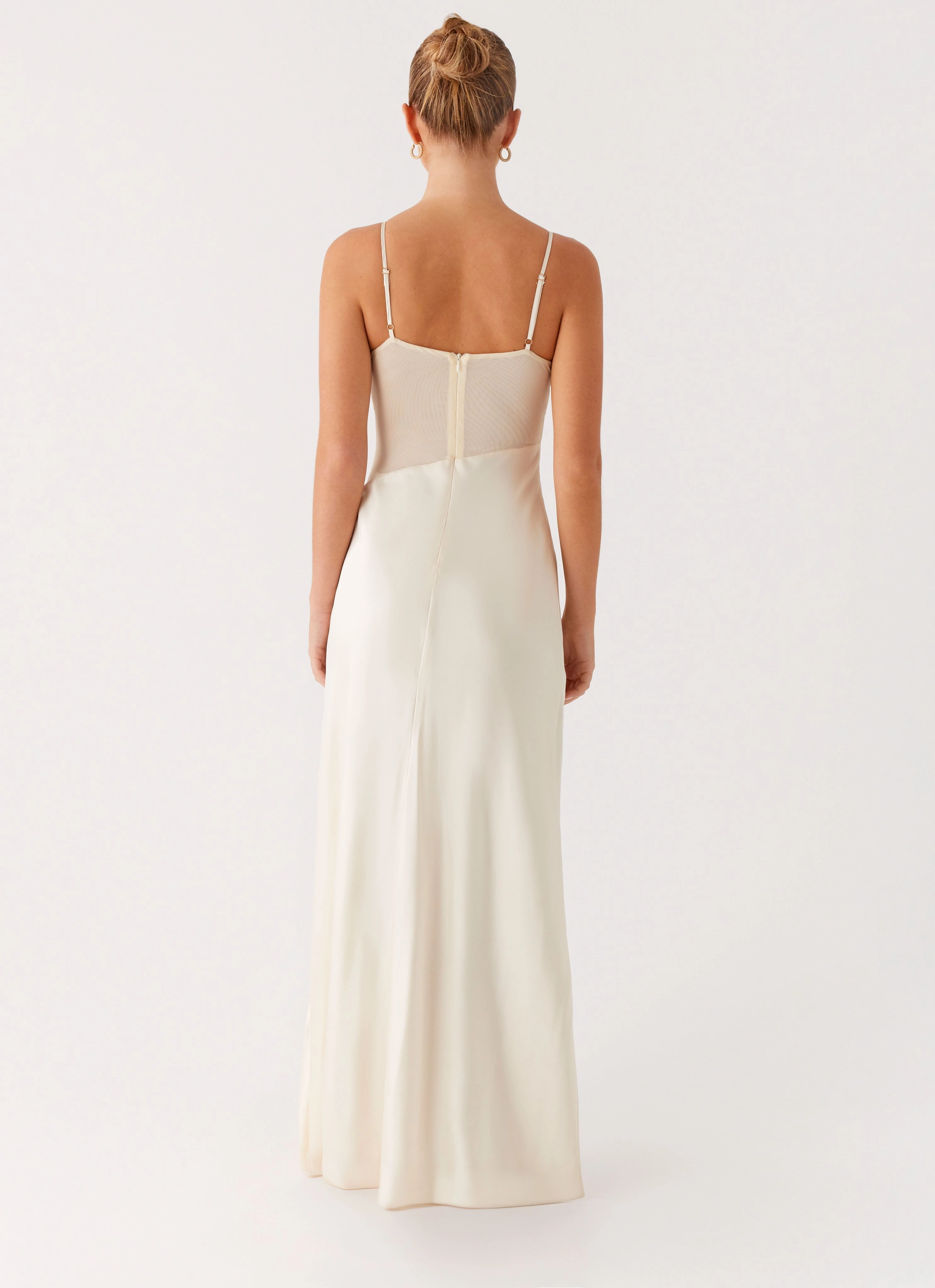 Rising Sun Maxi Dress - Off White Lightweight Timeless Piece