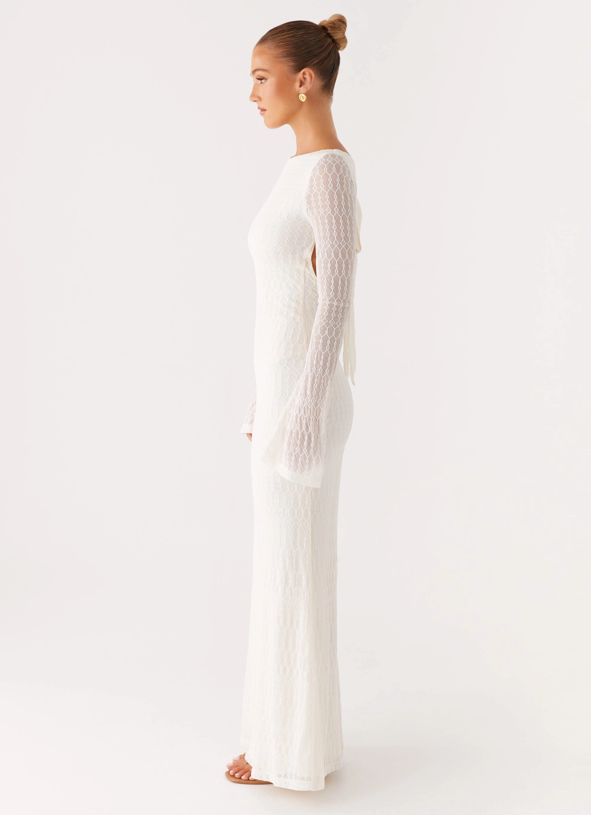 Ethereal Long Sleeve Maxi Dress - Ivory Style Upgrade