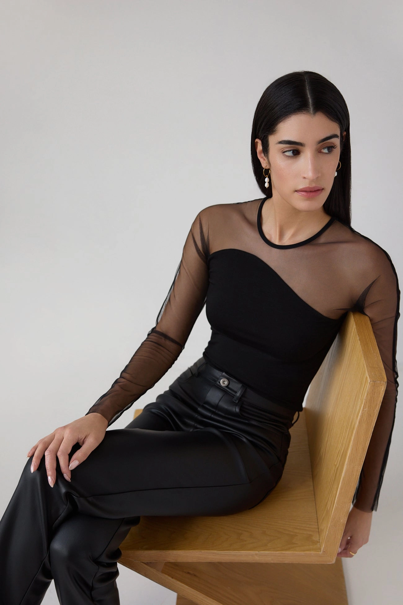 MinimalistStyle Evelyn Top