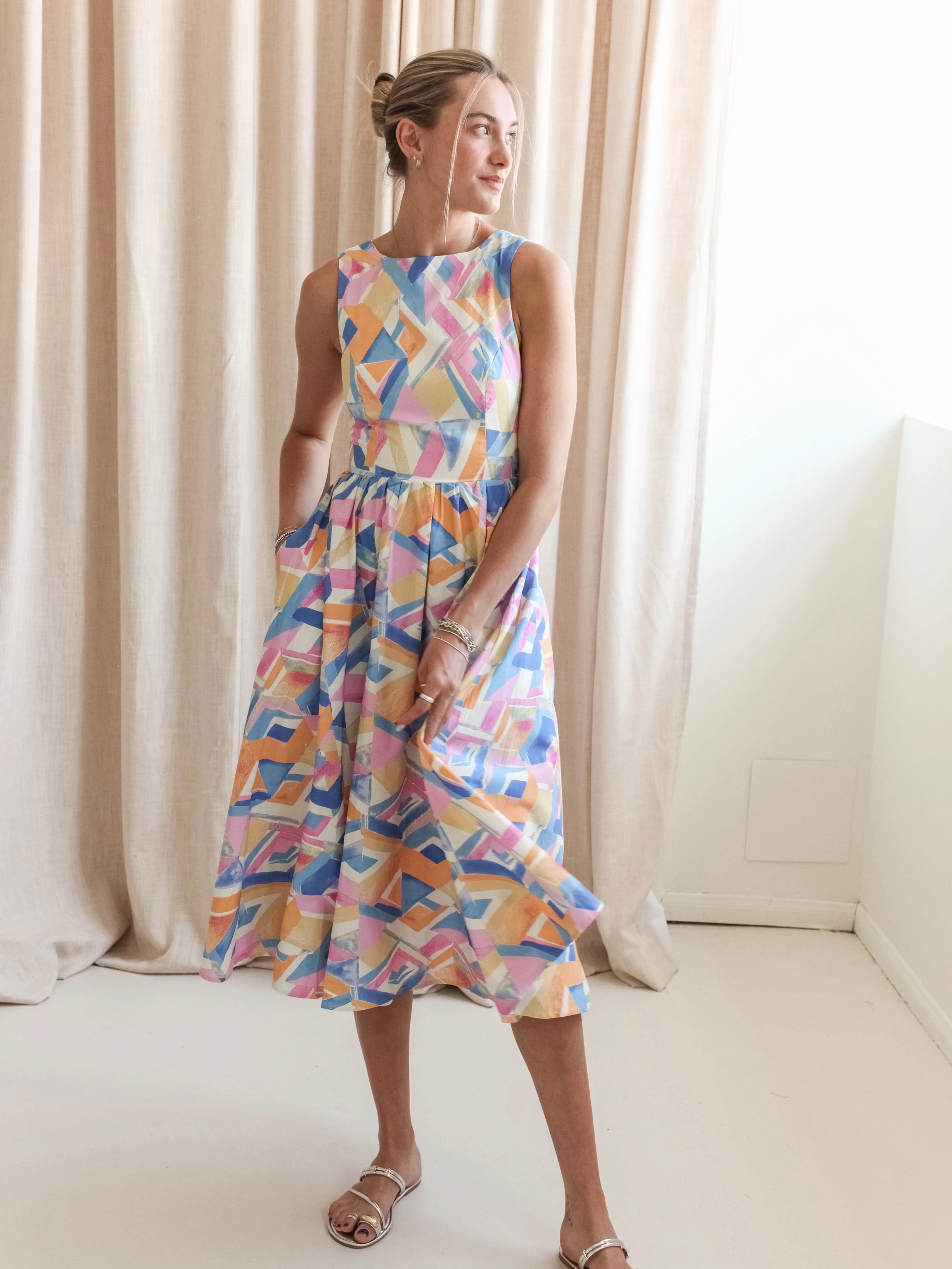 Alaina Abstract Midi Dress Classic Move SustainableCotton