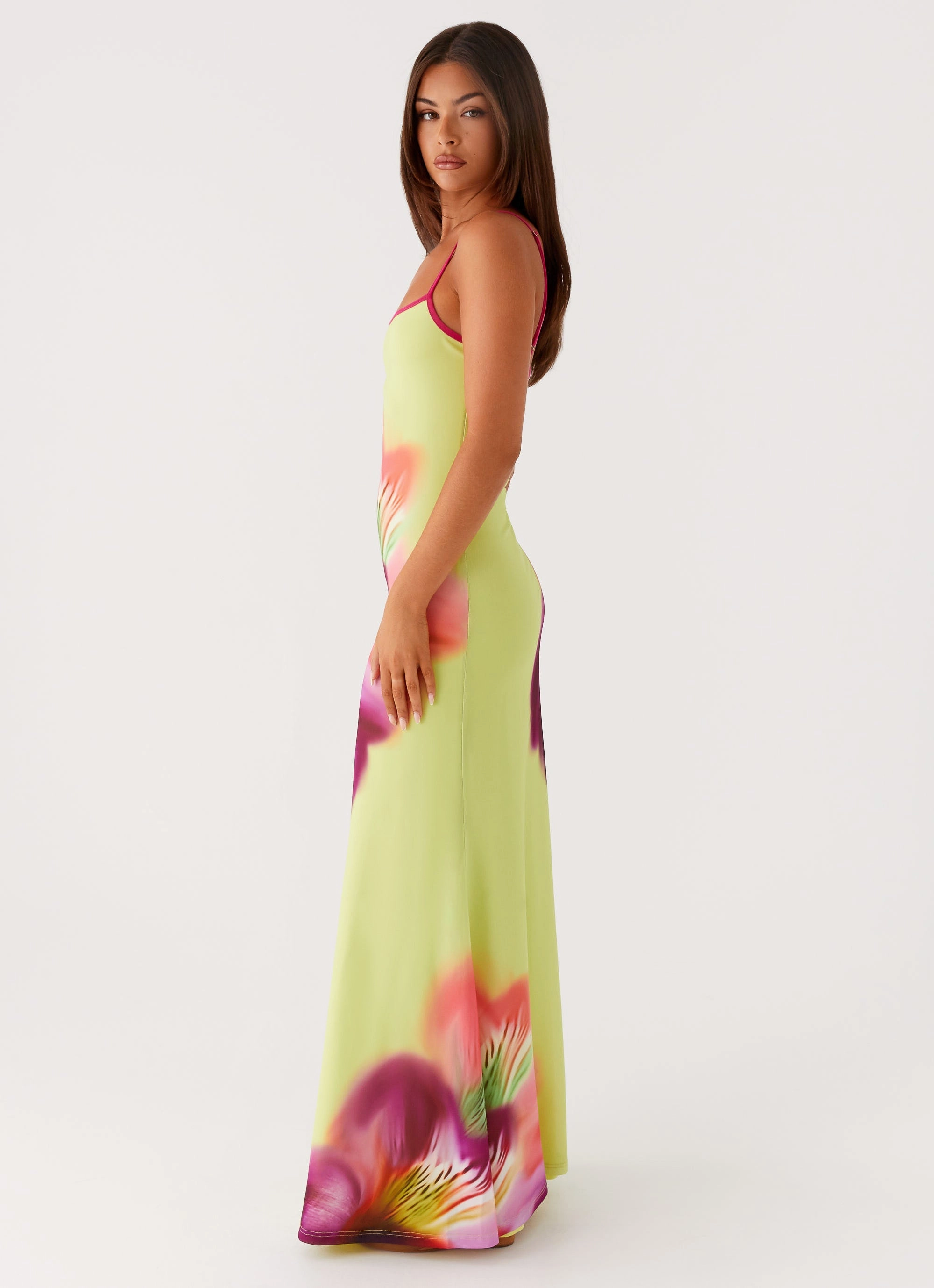 Everett Maxi Dress - Green Tropical foldable Elegant formal outfit