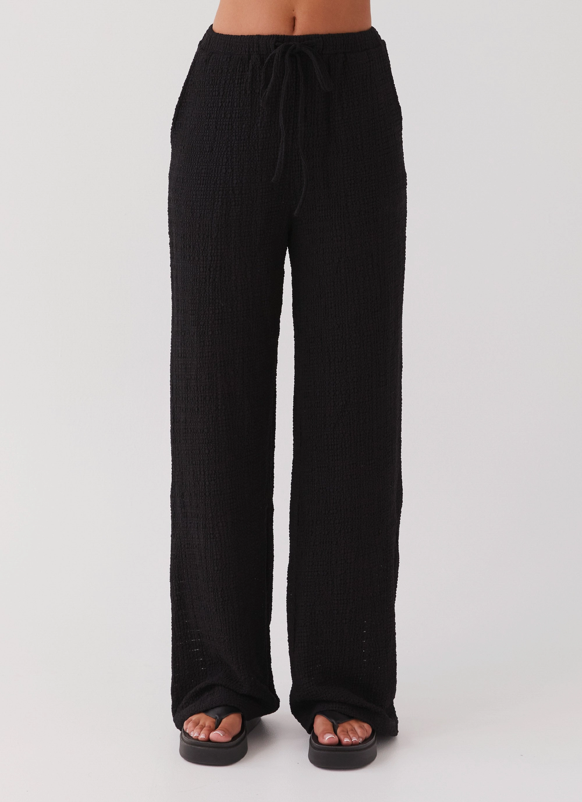 Sleek lines Jadey Waffle Pants - Black