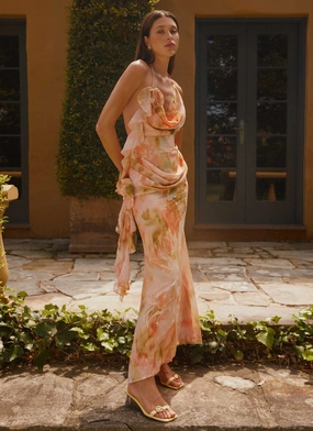 Subtle design Diedre Rose Strappy Maxi Dress - Sunset Floral