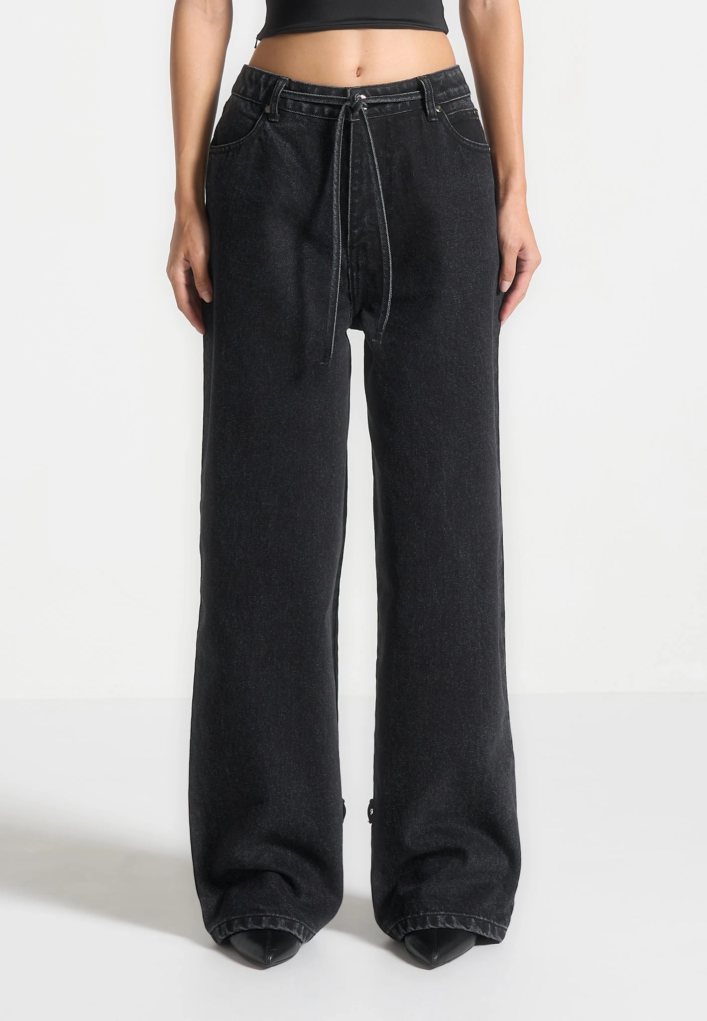 Faye - Wide Mid Rise Jeans with Tie Waist - Washed Black Simple Layers