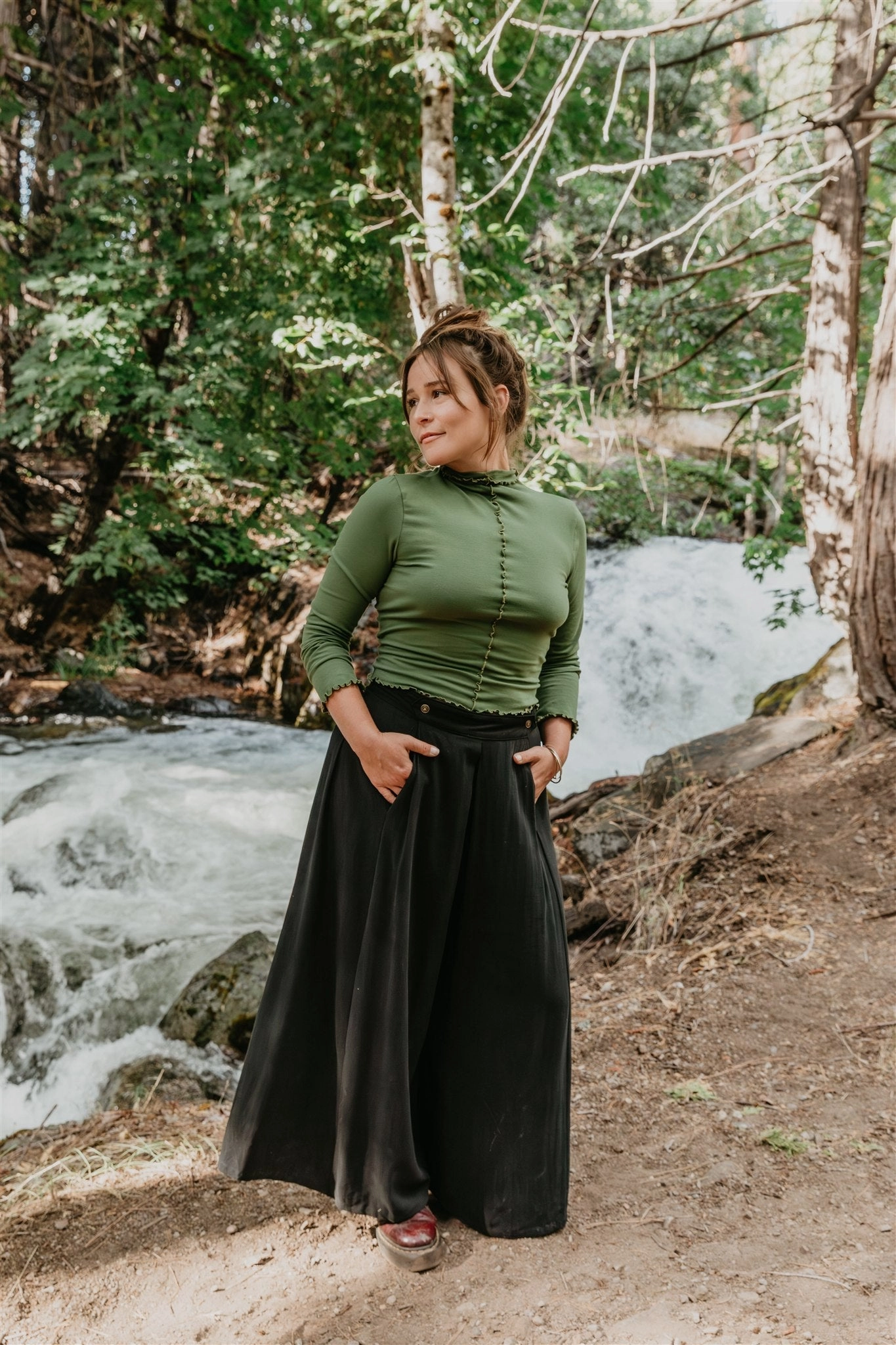 Minimal Fit Rue Pants in Black Linen