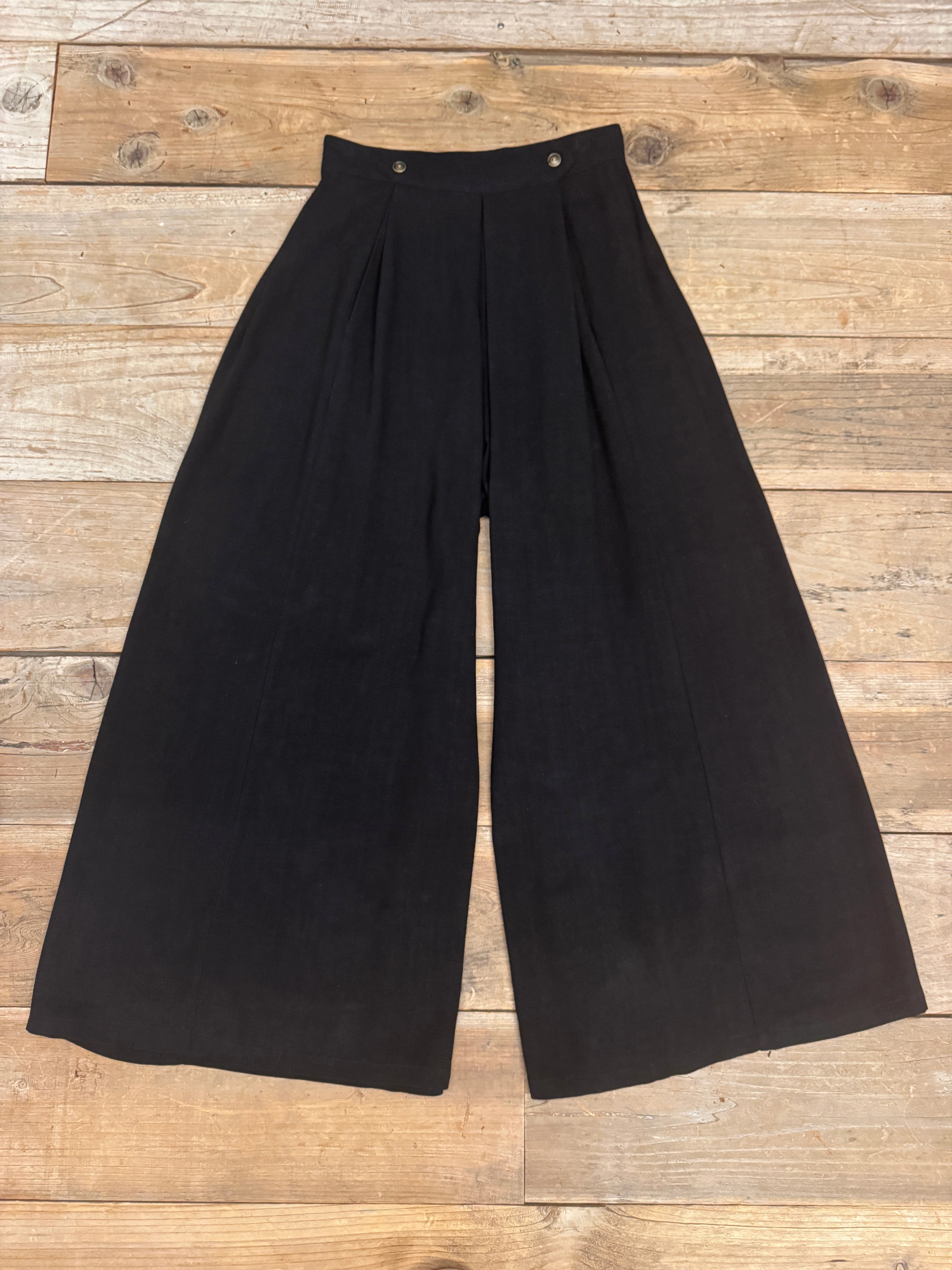 Rue Pants in Black Linen High Durability Stitching