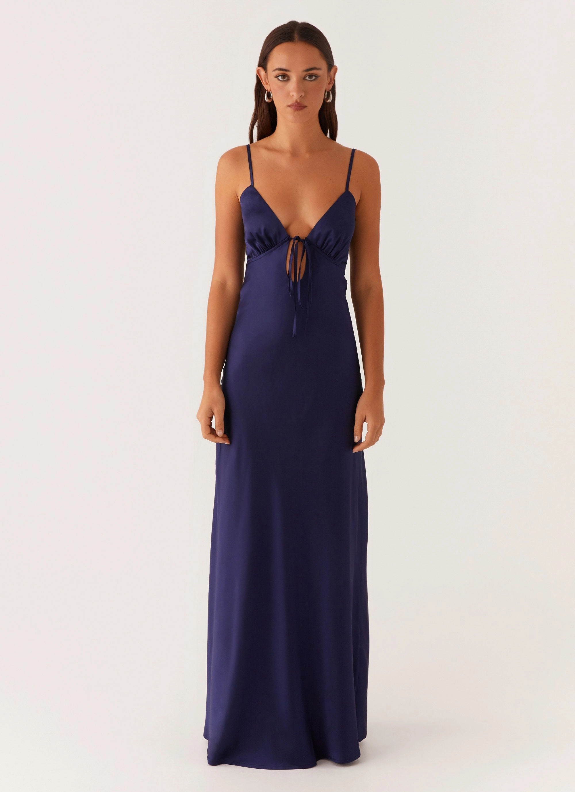 Cozy Cut Elegant Silhouette Flora Satin Maxi Dress - Navy