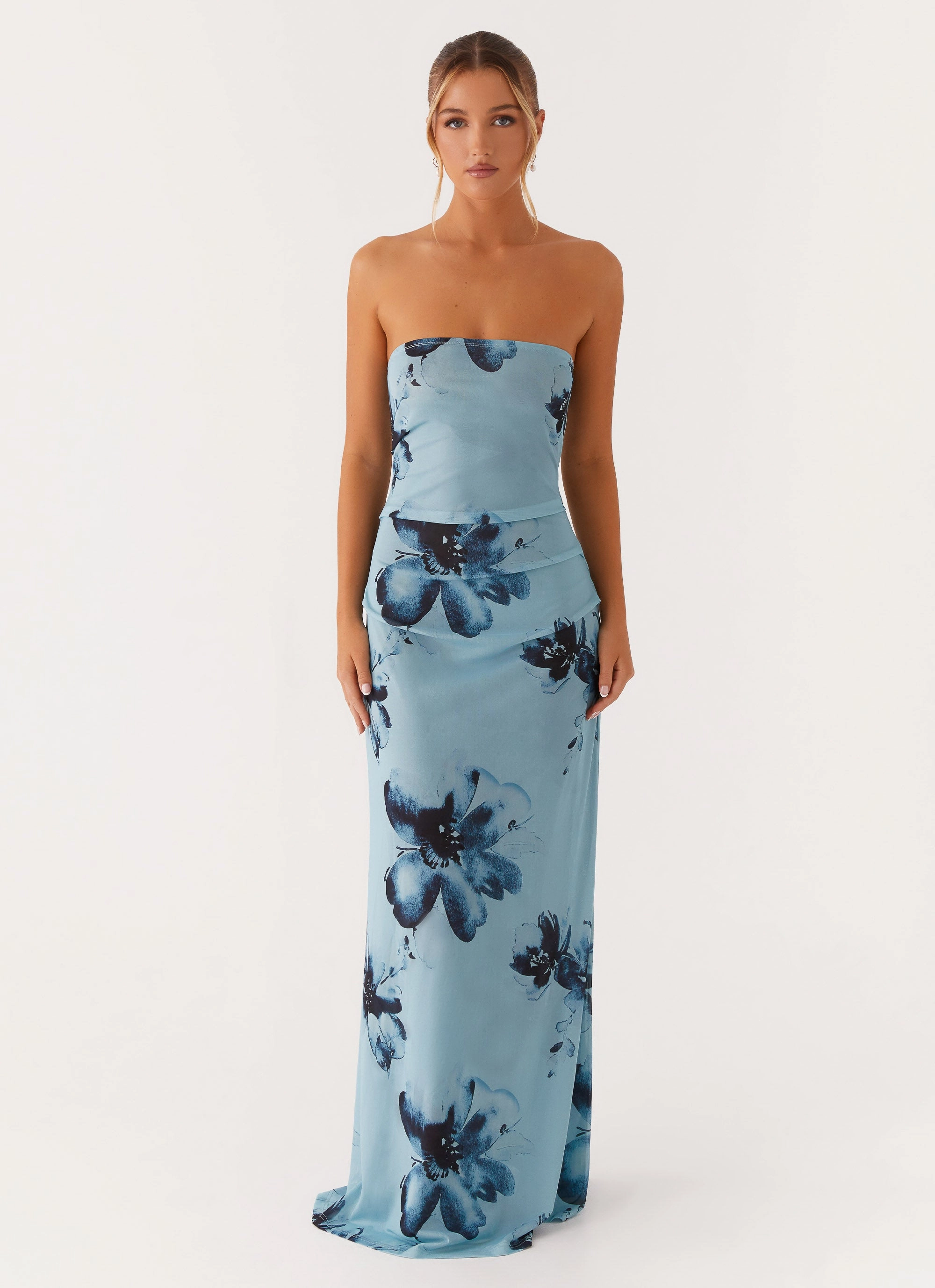 Earth-Tone Field Of Dreams Maxi Dress - Blue Black Floral
