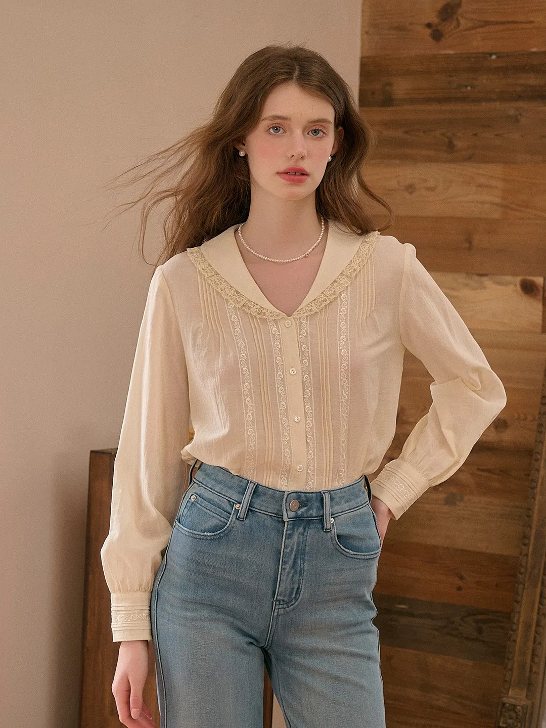 MoistureWicking Fabric Anti Pill Surface ??Final Sale??Alessa V-Neck Embroidery Cotton Blouse