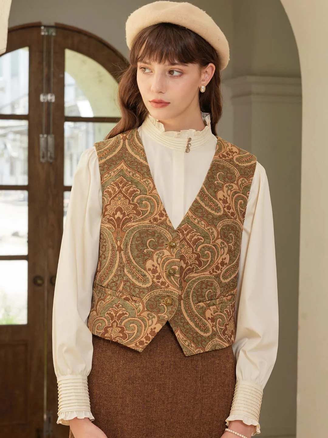 HighDurabilityWeave BiodegradableFabric ??Final Sale??Emmeline Vintage Court V Neck Vest
