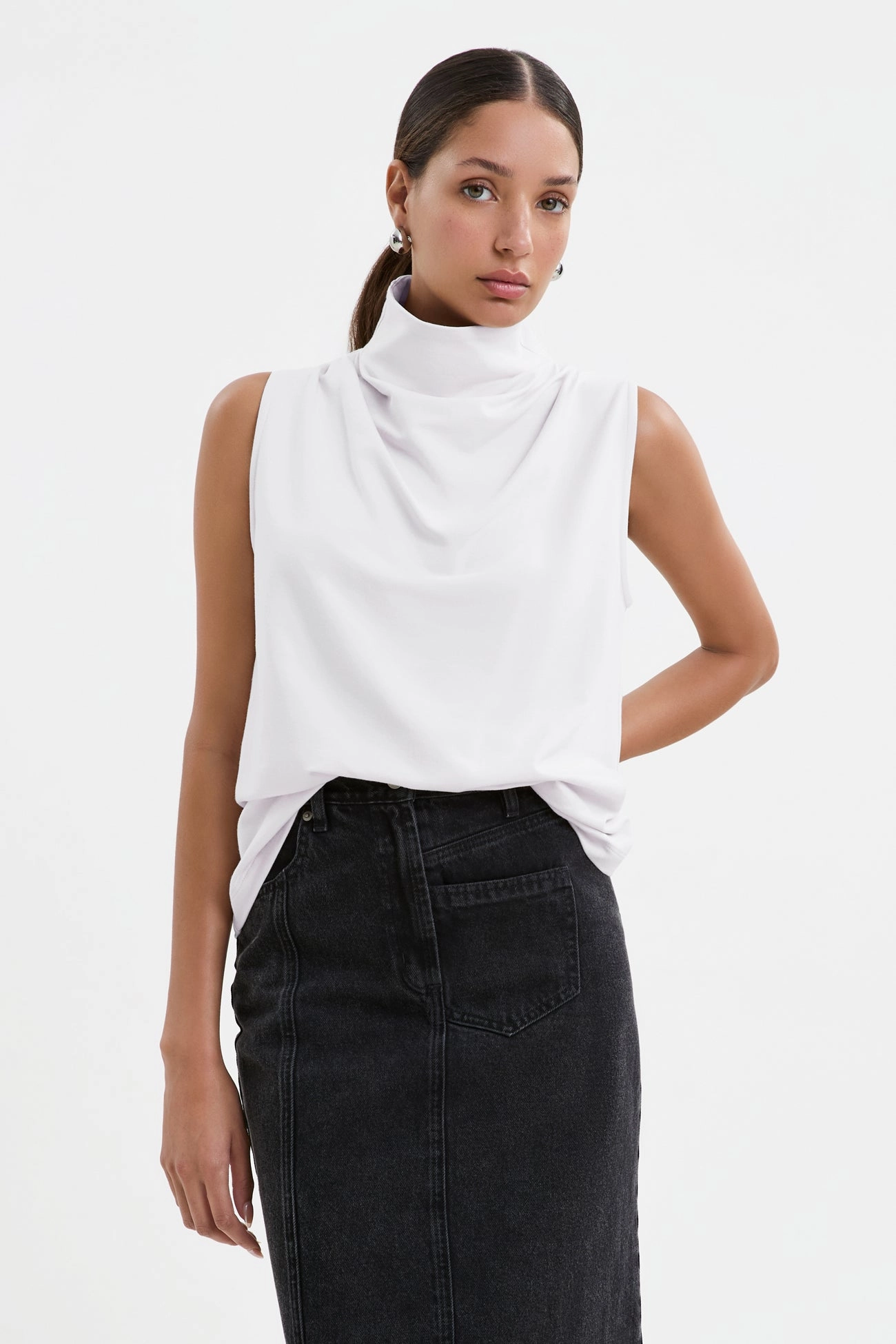 Finch Top Mesh Panel Details