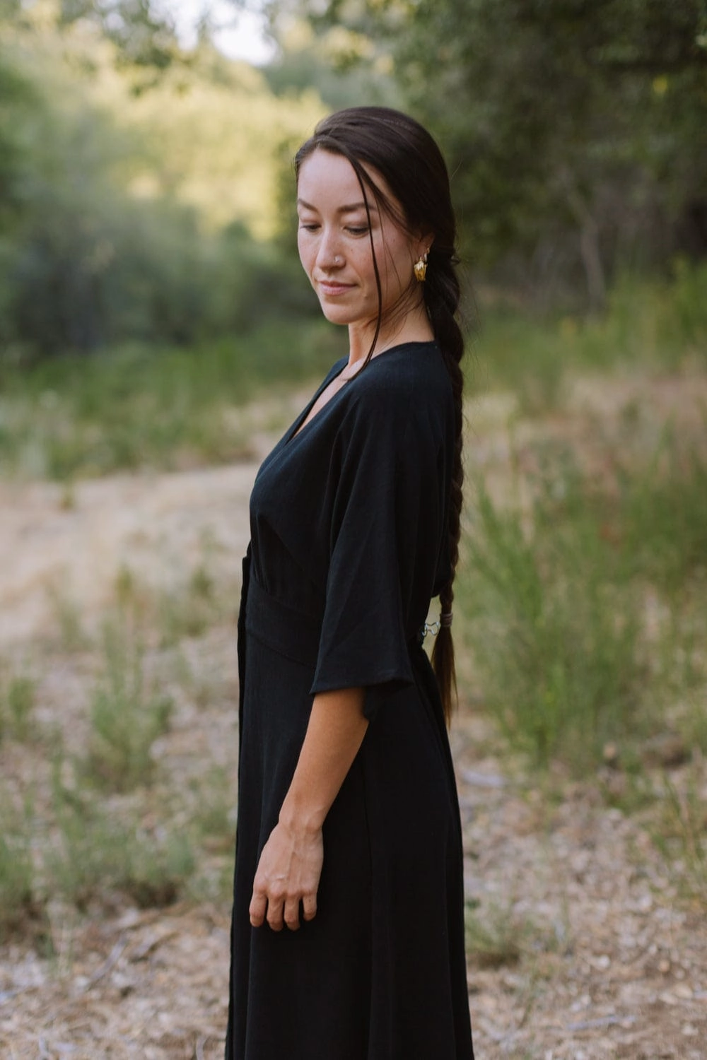 Kimono-Sleeve Cozy Wearable Finley Dress in Black Linen