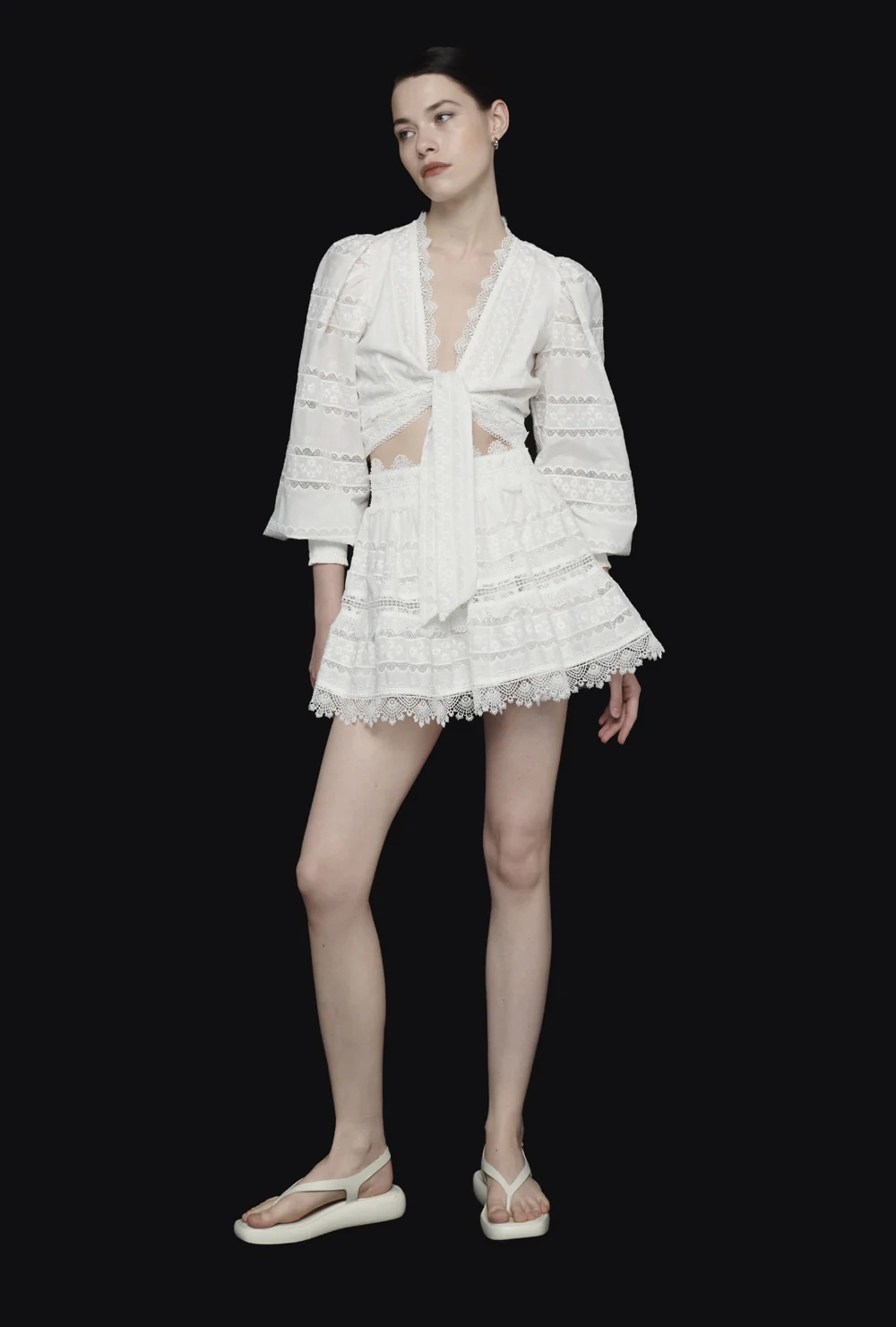 Simple Cut Air Circulation FIRA SKIRT WHITE