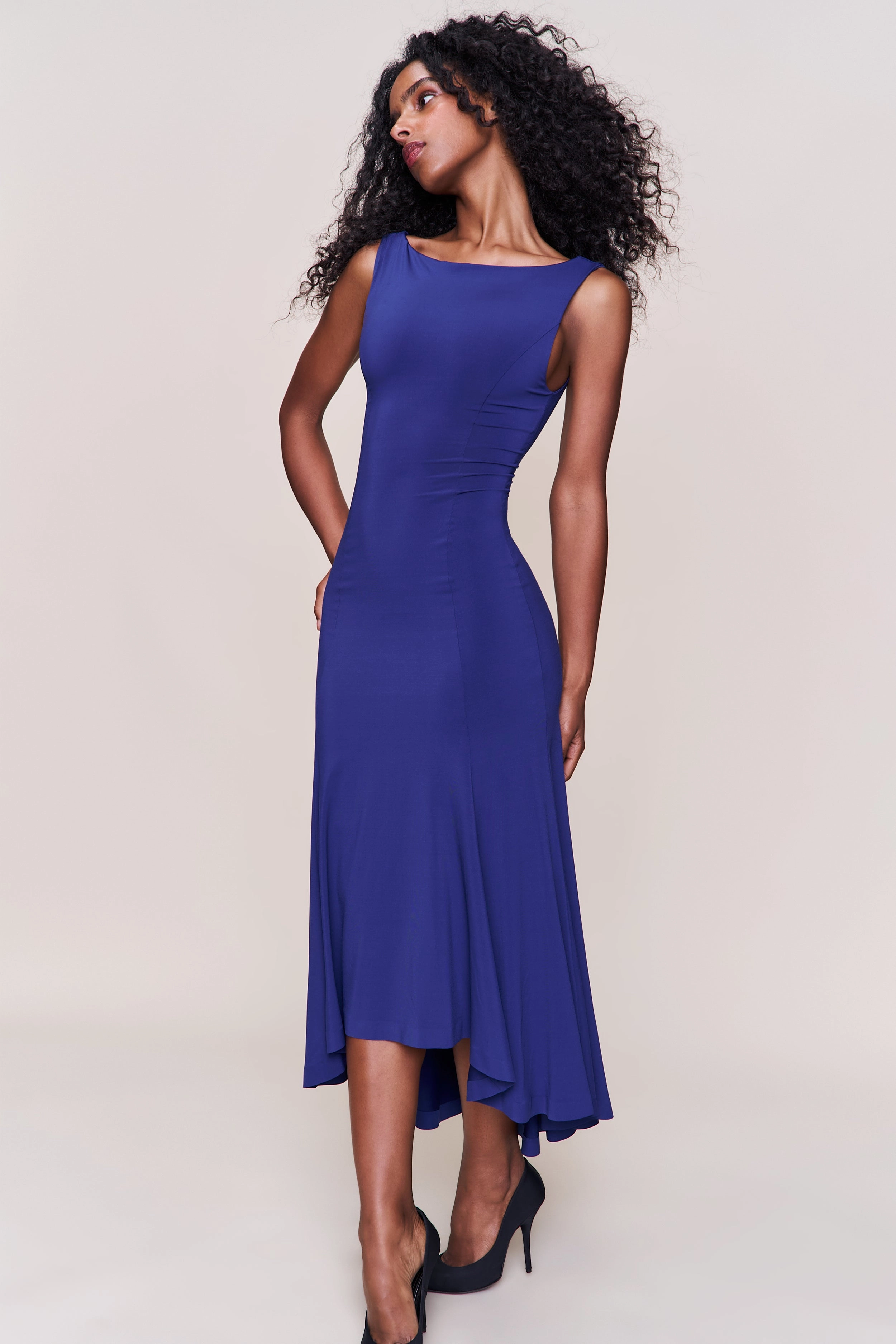 Movement Ready Modern Appearance Daye Midi Dress