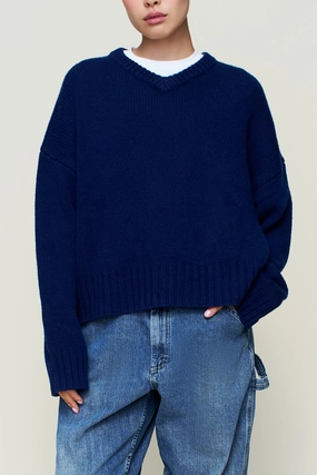 Joni Cashmere V-Neck Jumper Daily Trend