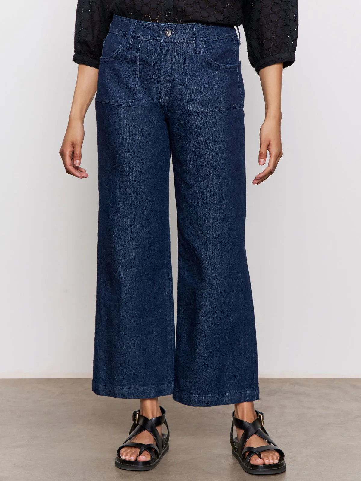 Seamless Waistband Everyday Ease League Crop Jeans Plot Twist