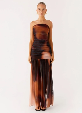 Confident Touch Savaya Maxi Dress - Black Gradient