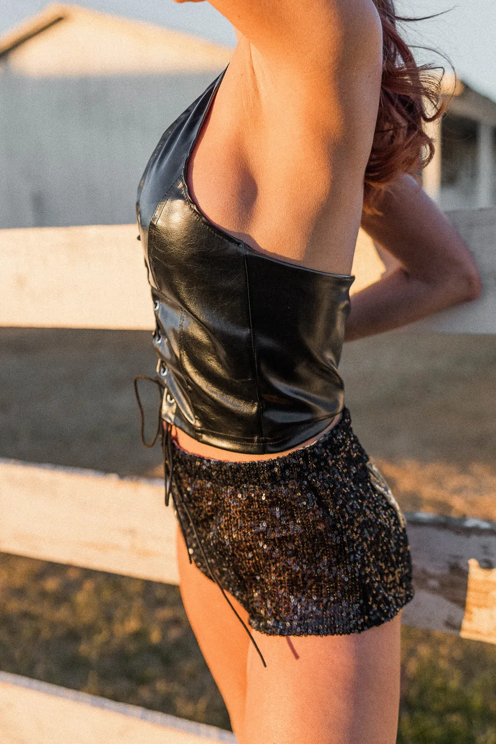 Sweat Absorbent Inner Layer Coyote Ugly Leather Lace Up Crop