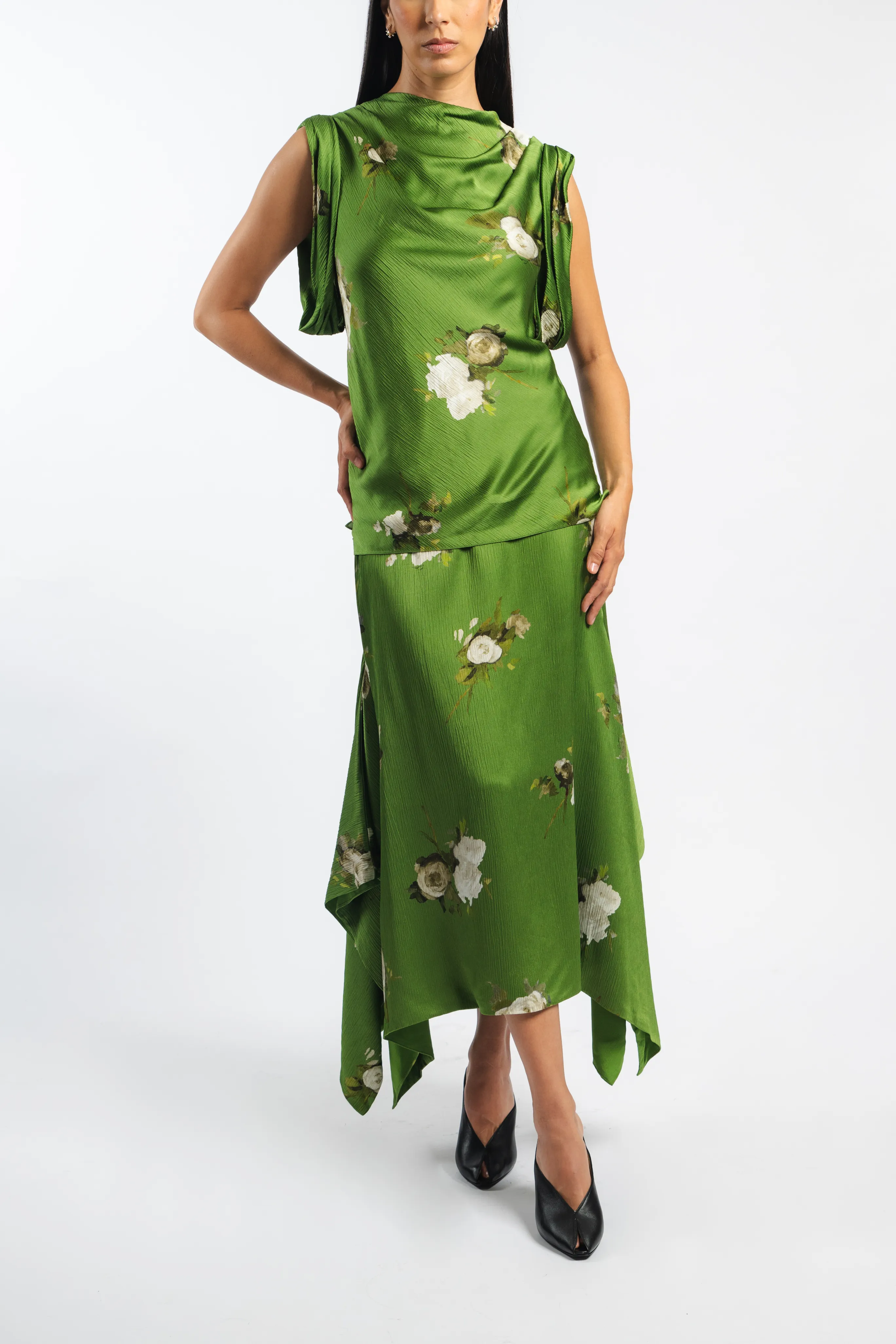 MultiPanelBreathability Floral Short Sleeve Top