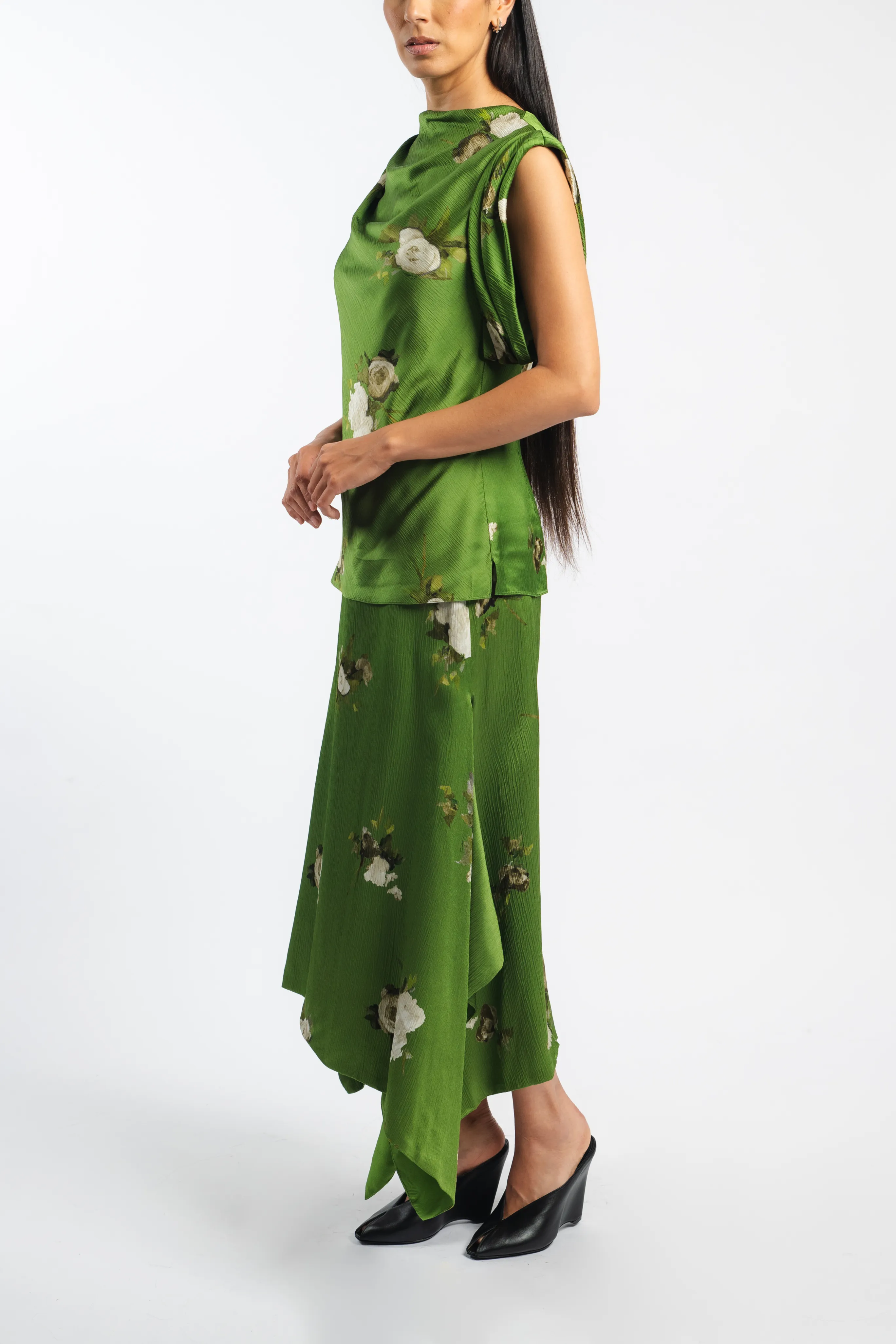 ReflectiveTrims Floral Short Sleeve Top