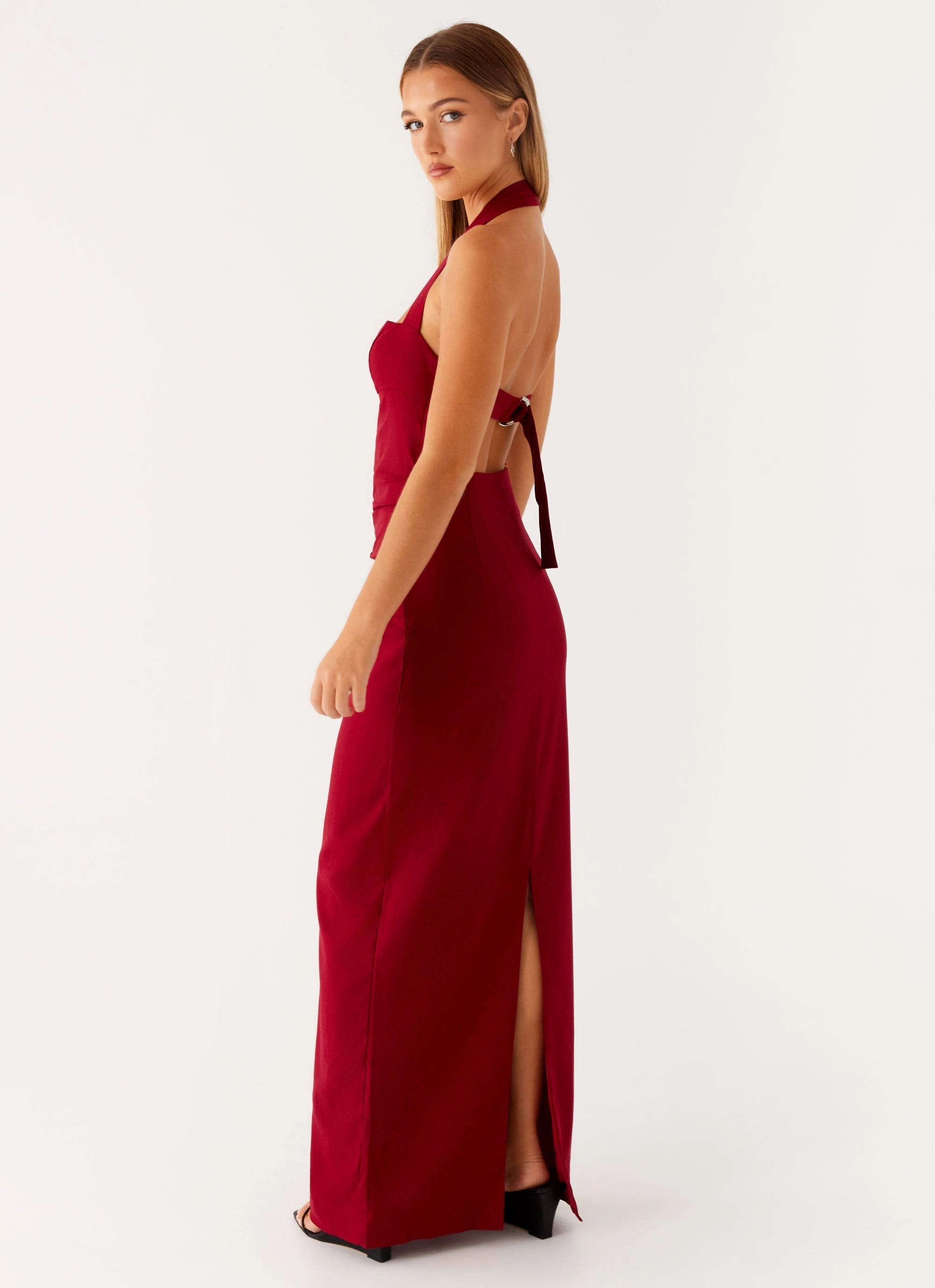 Mixed Fabric Fit Mood Rumour Has it Maxi Dress - Red