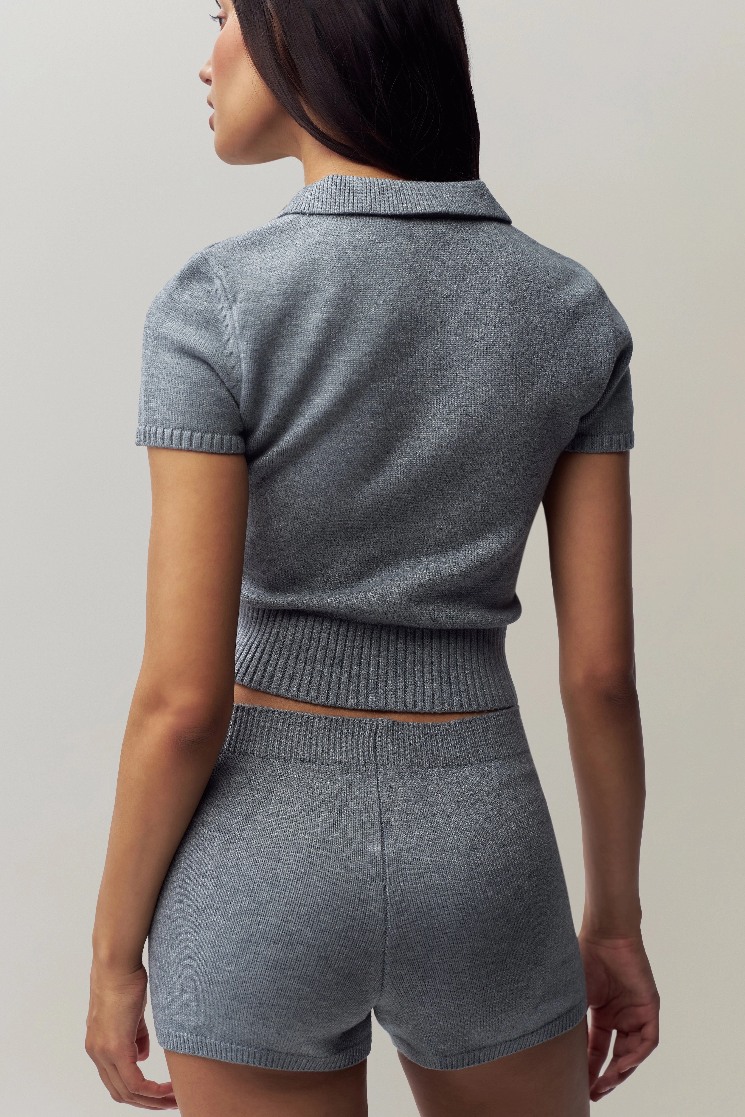 Calesia Knit Short ElasticHem Hot Day
