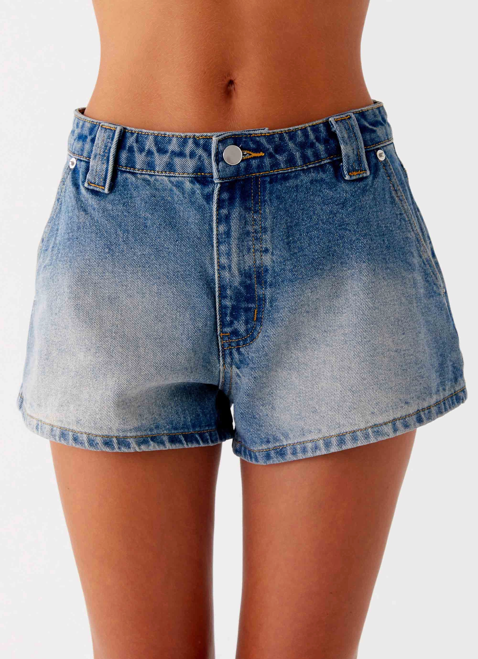 Body Movement Frida Denim Shorts - Vintage Wash Blue