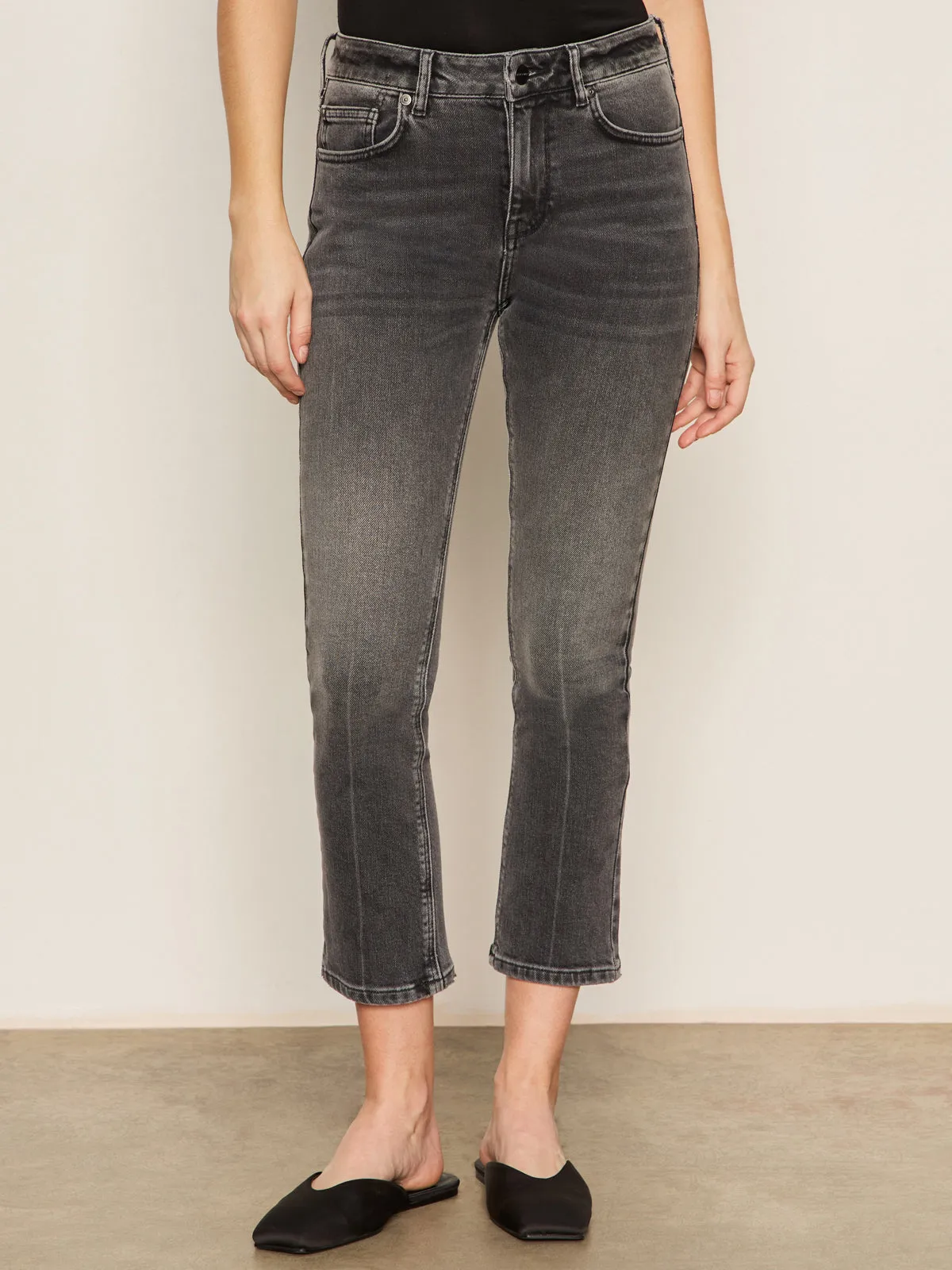 Double Stitched Astra Kick Crop Jean Washed Black Denim