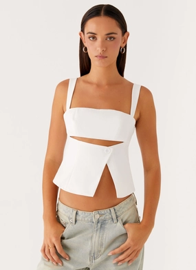 Pia Cut Out Top - White Hypoallergenic Fiber
