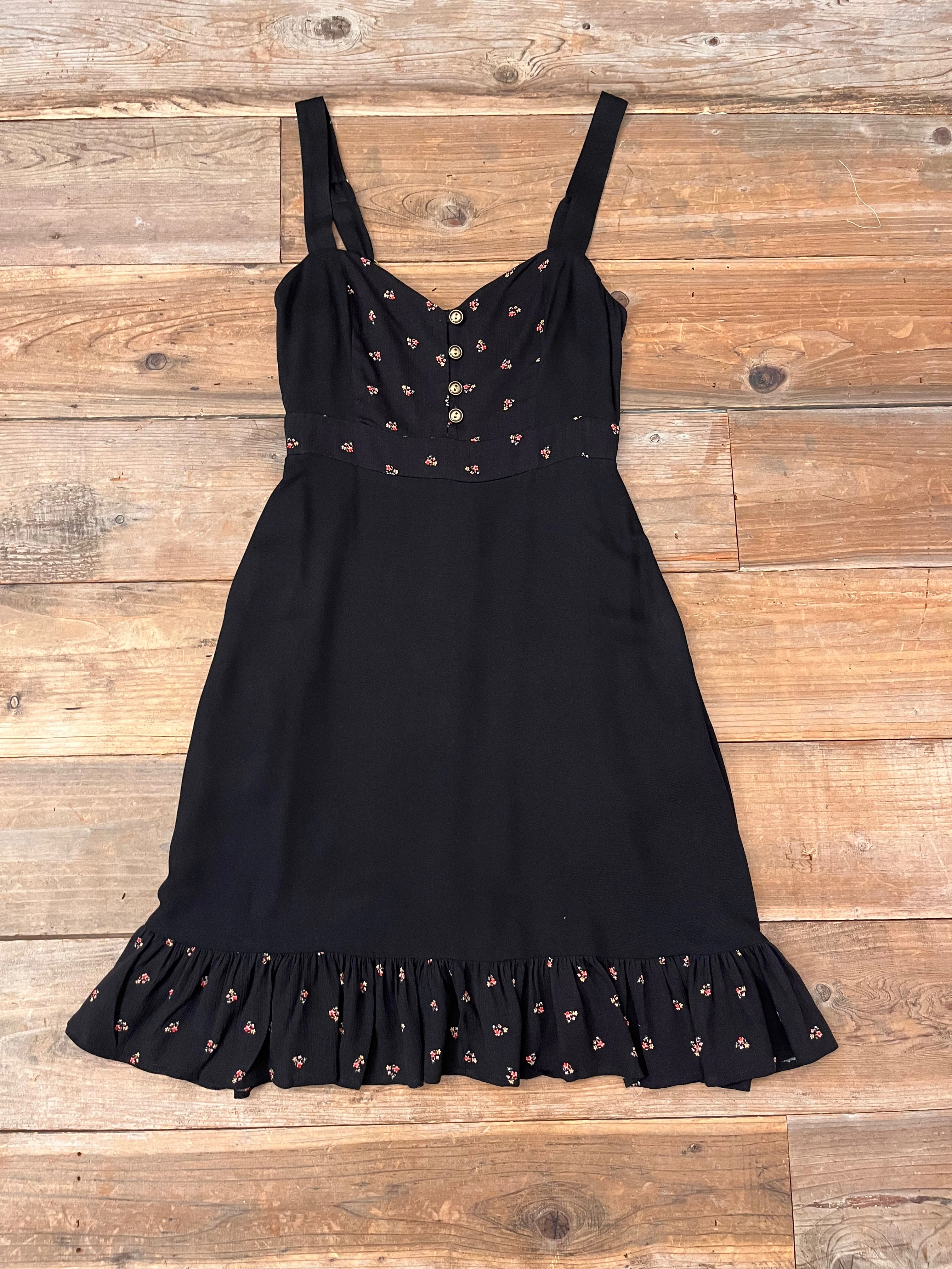 Gemma Dress in Black and Floral Fitted Mood