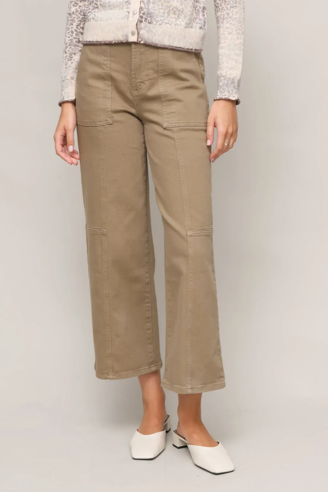 Active Design Wear Getty Crop Utility