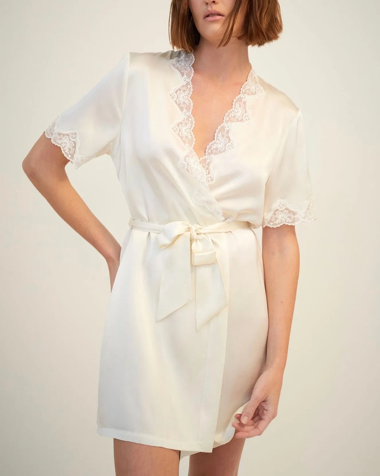 Ginia - Silk Robe With Lace Trim- Creme