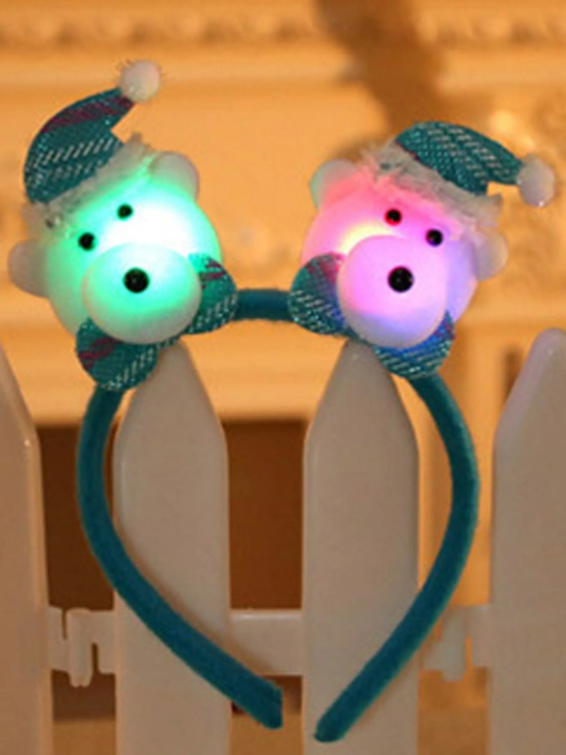Girls Twinkle All The Way Holiday Themed Light Up Headband