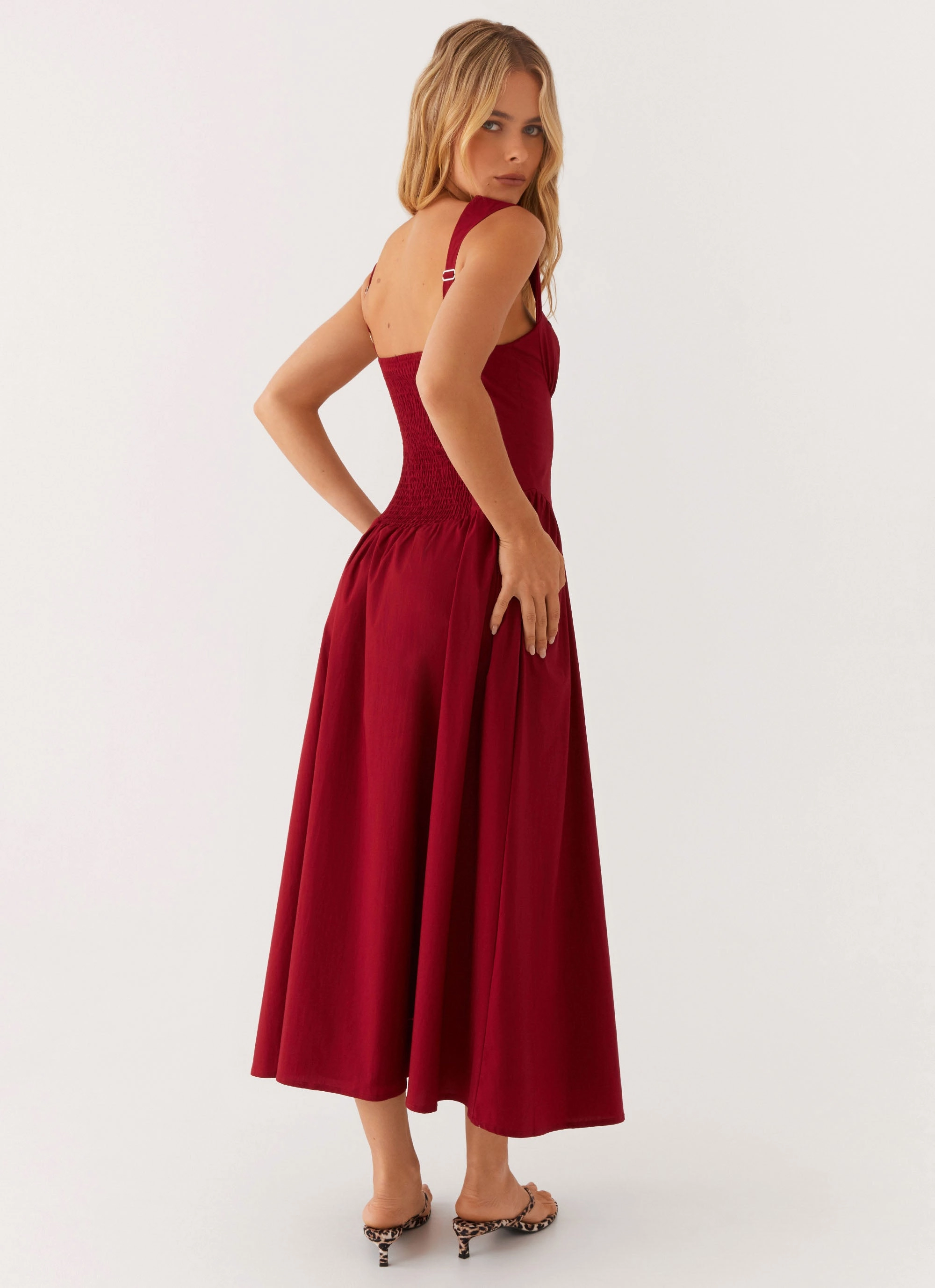HypoallergenicFiber Bold Touch Emmalina Midi Dress - Deep Red