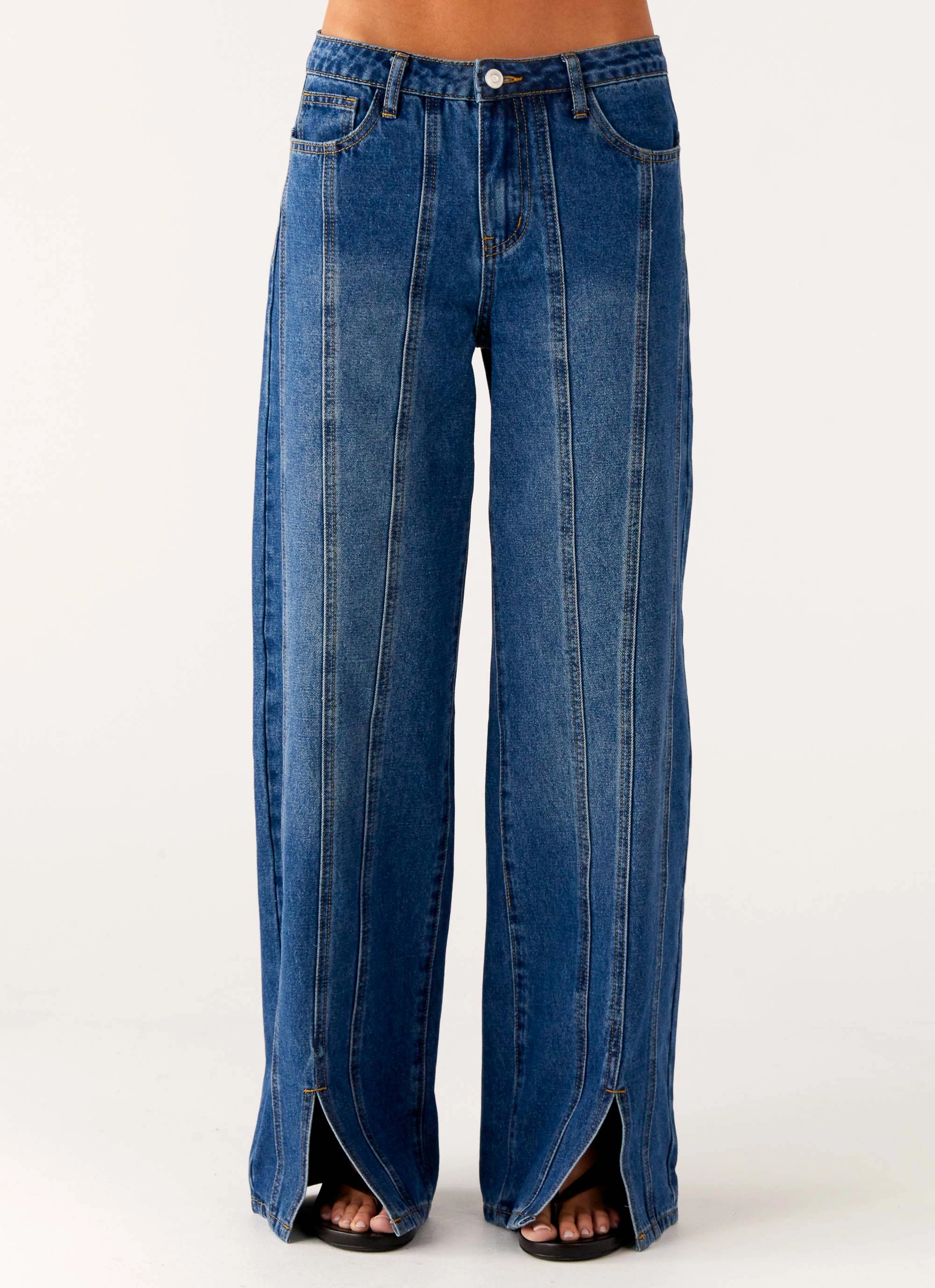 Grayson Straight Leg Jeans - Denim Blue High Quality Classic Wear Earthy Sustainable Beach Day