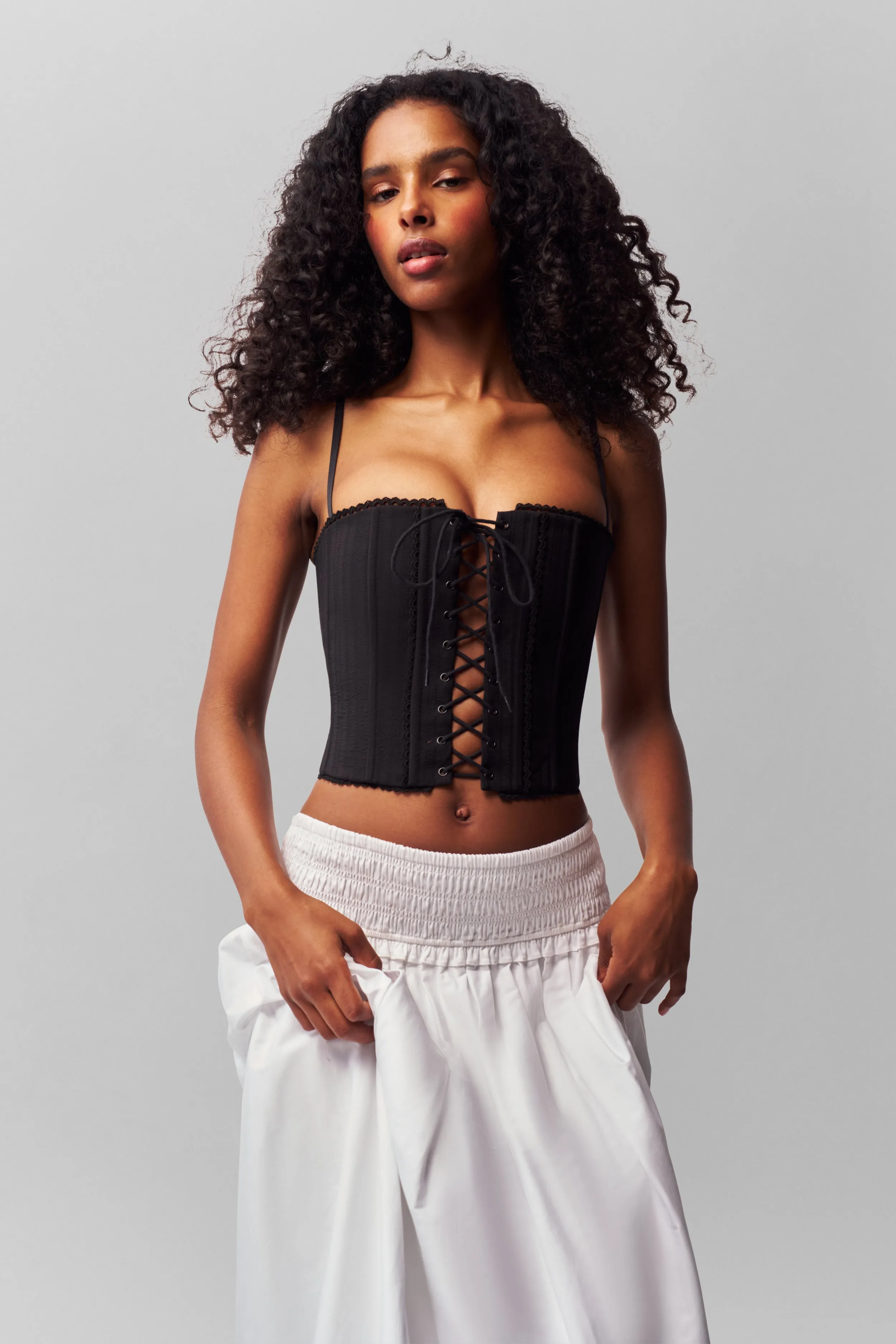 Cotton Scallop Corset SnagResistant Fabric