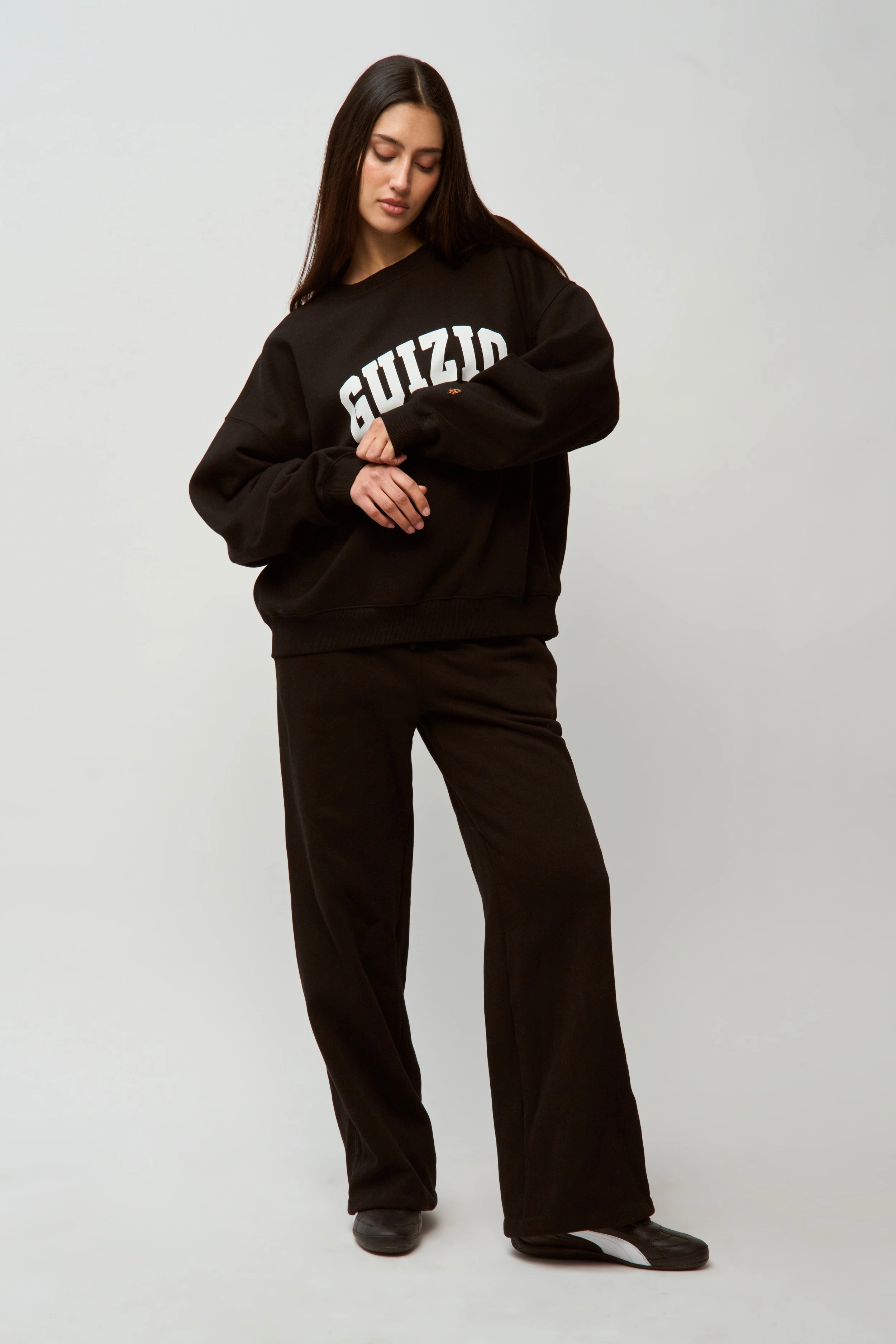 Low Maintenance Knit Walk In Park Guizio Fleece Crewneck