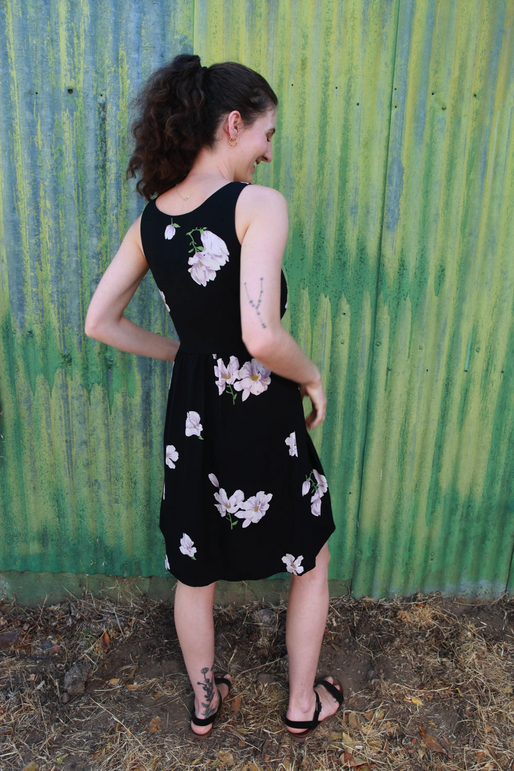 Casual Vibes Breathable wear Hannah Dress in Black Magnolia