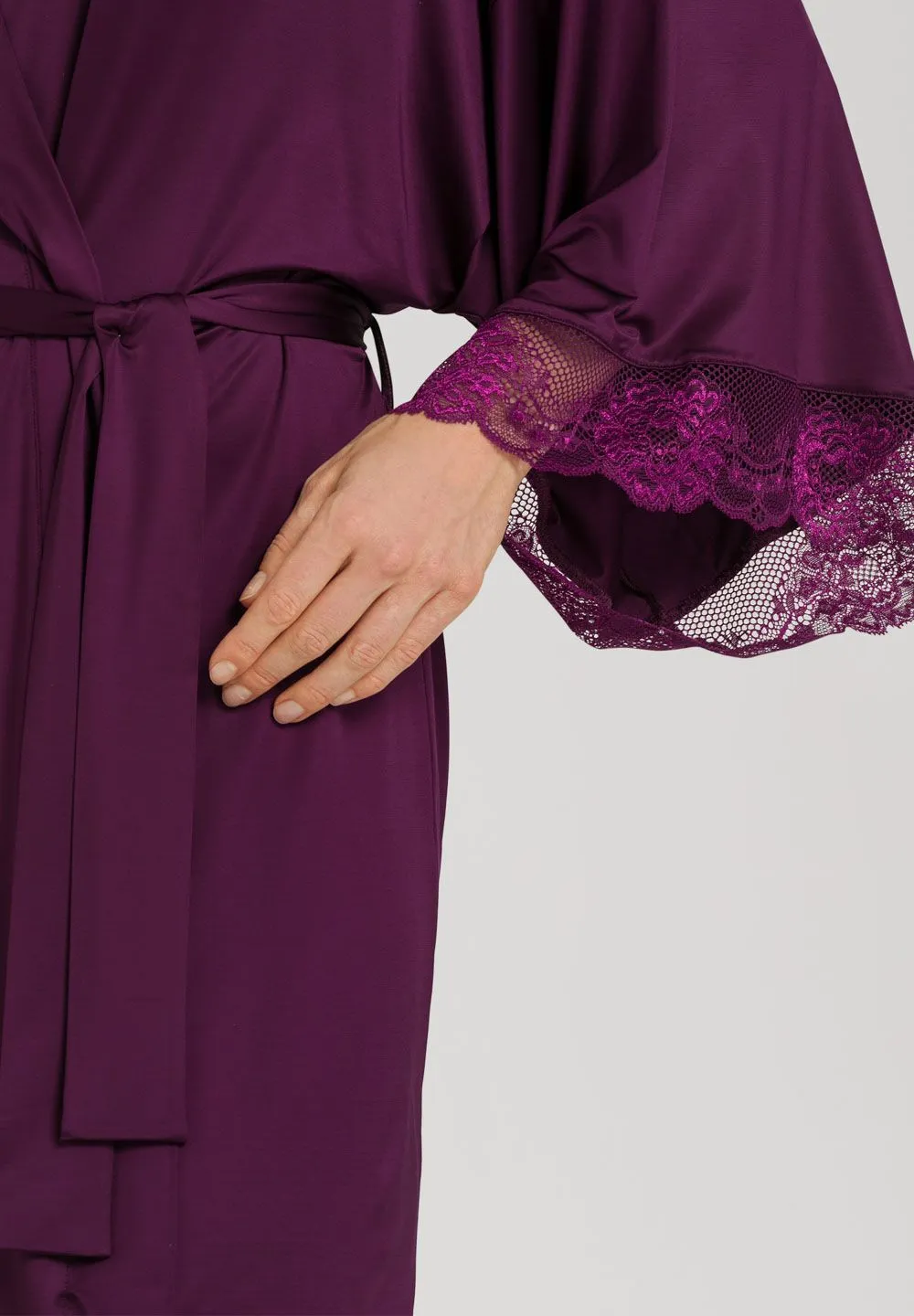 Hanro Lovis Kimono | SUMAC