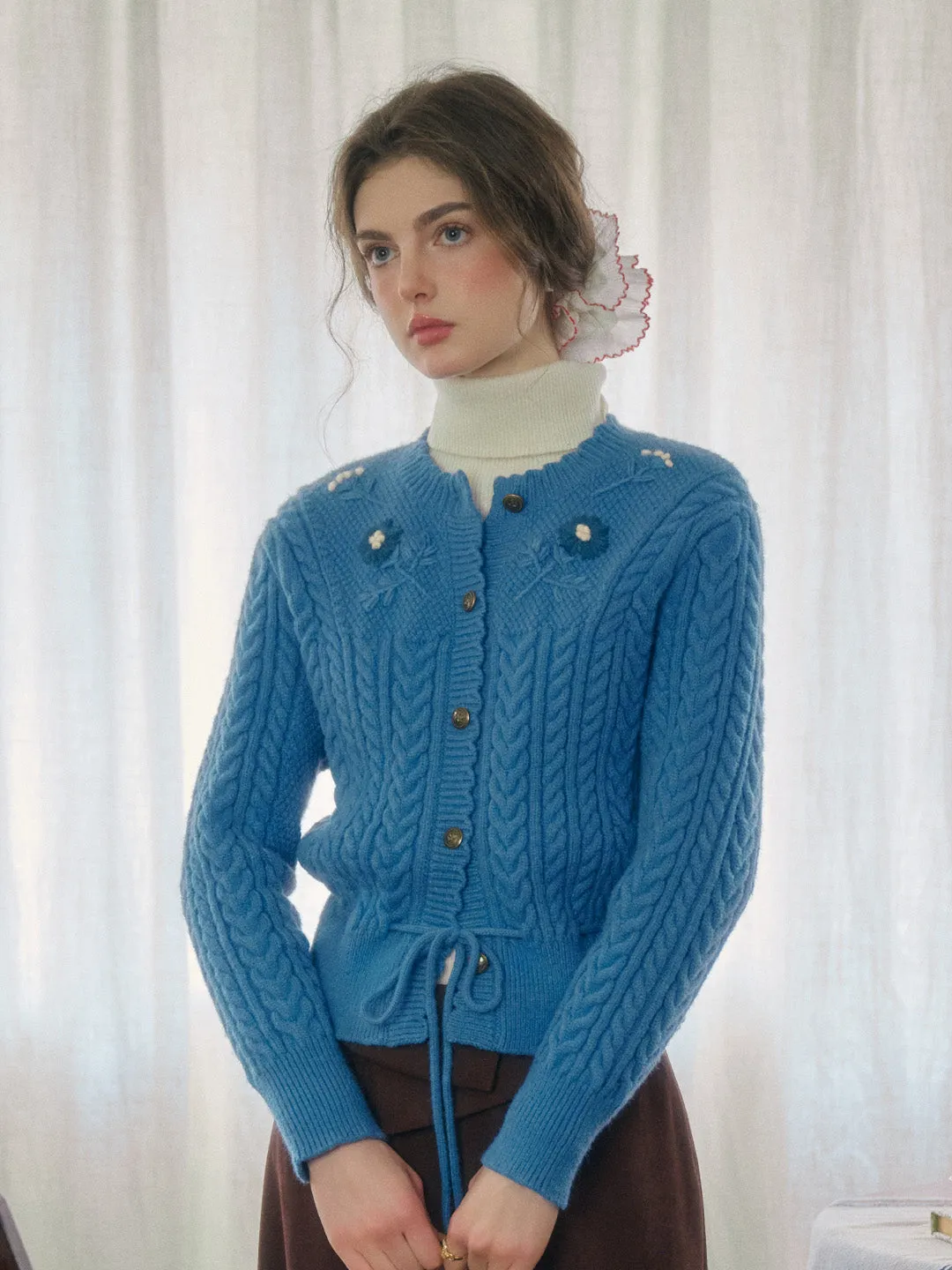 DoubleStitched Hem Vesper Wavy Neck Ribbed Wool Cardigan - Blue